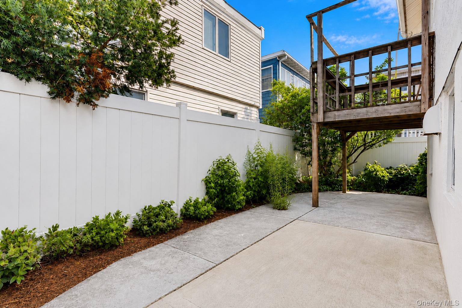 88 Buffalo Avenue – For Rent