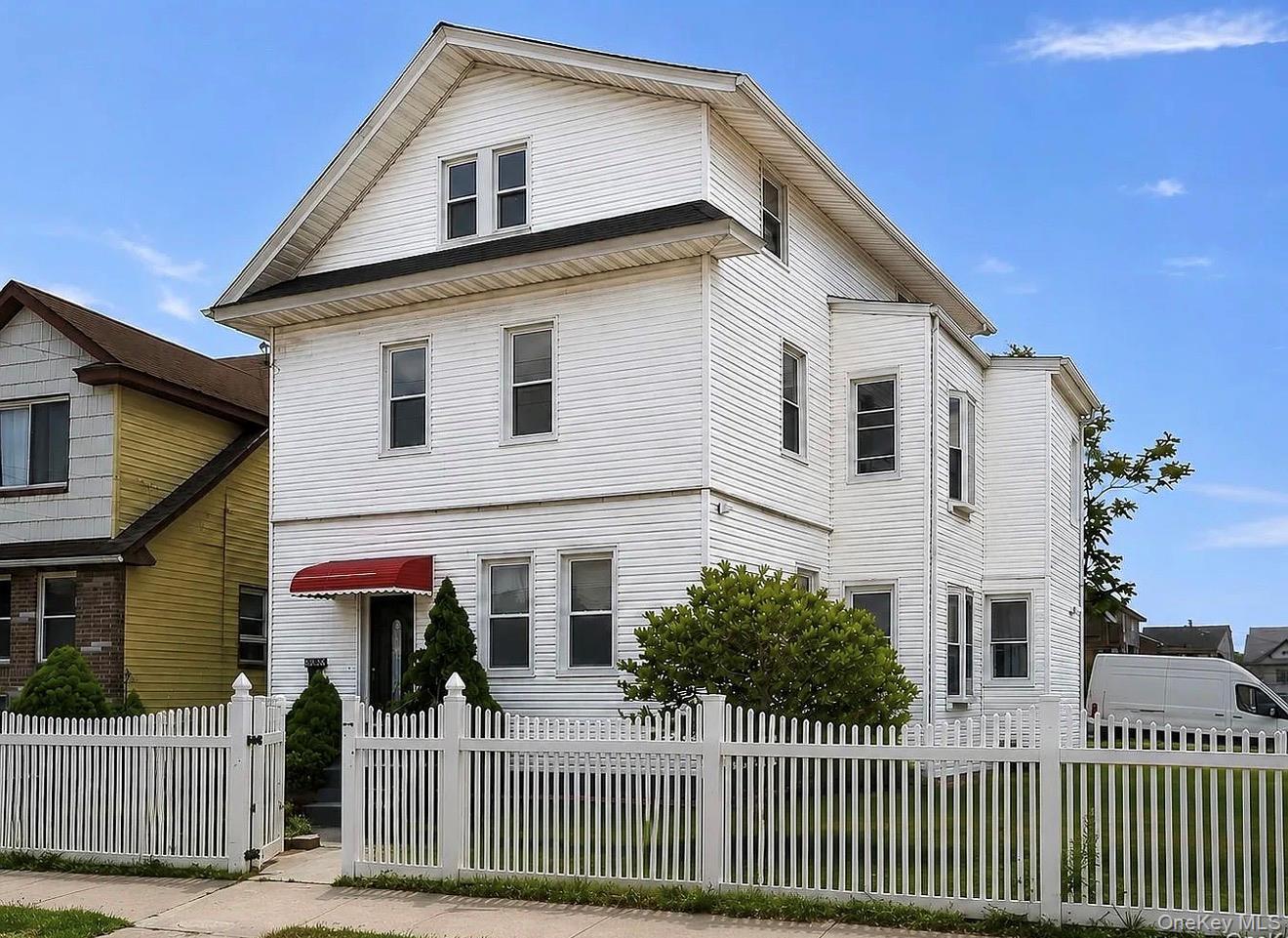 21704 135th Avenue, Unit 1 photo 12