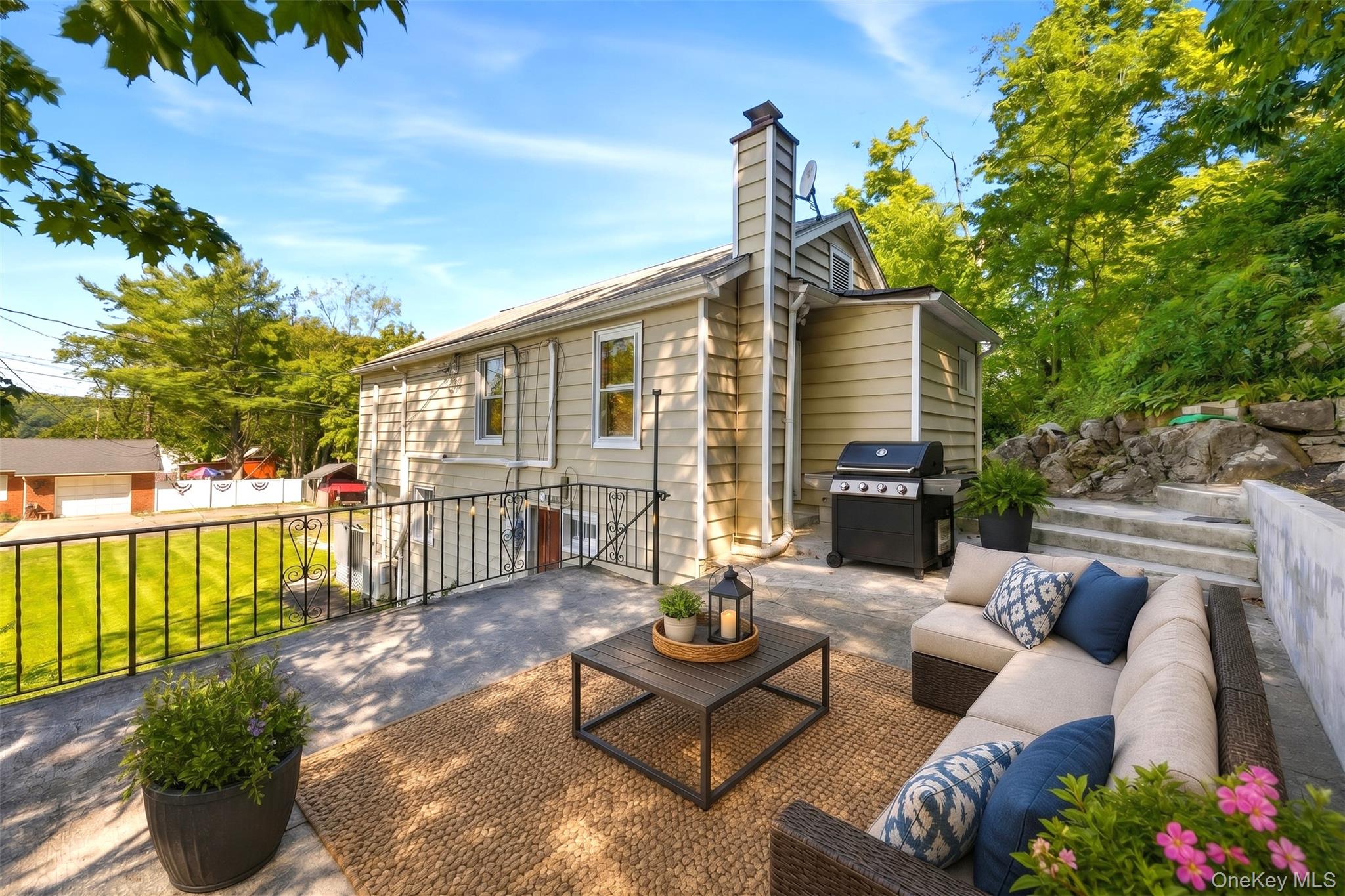12 Montrose Drive – For Sale photo 26