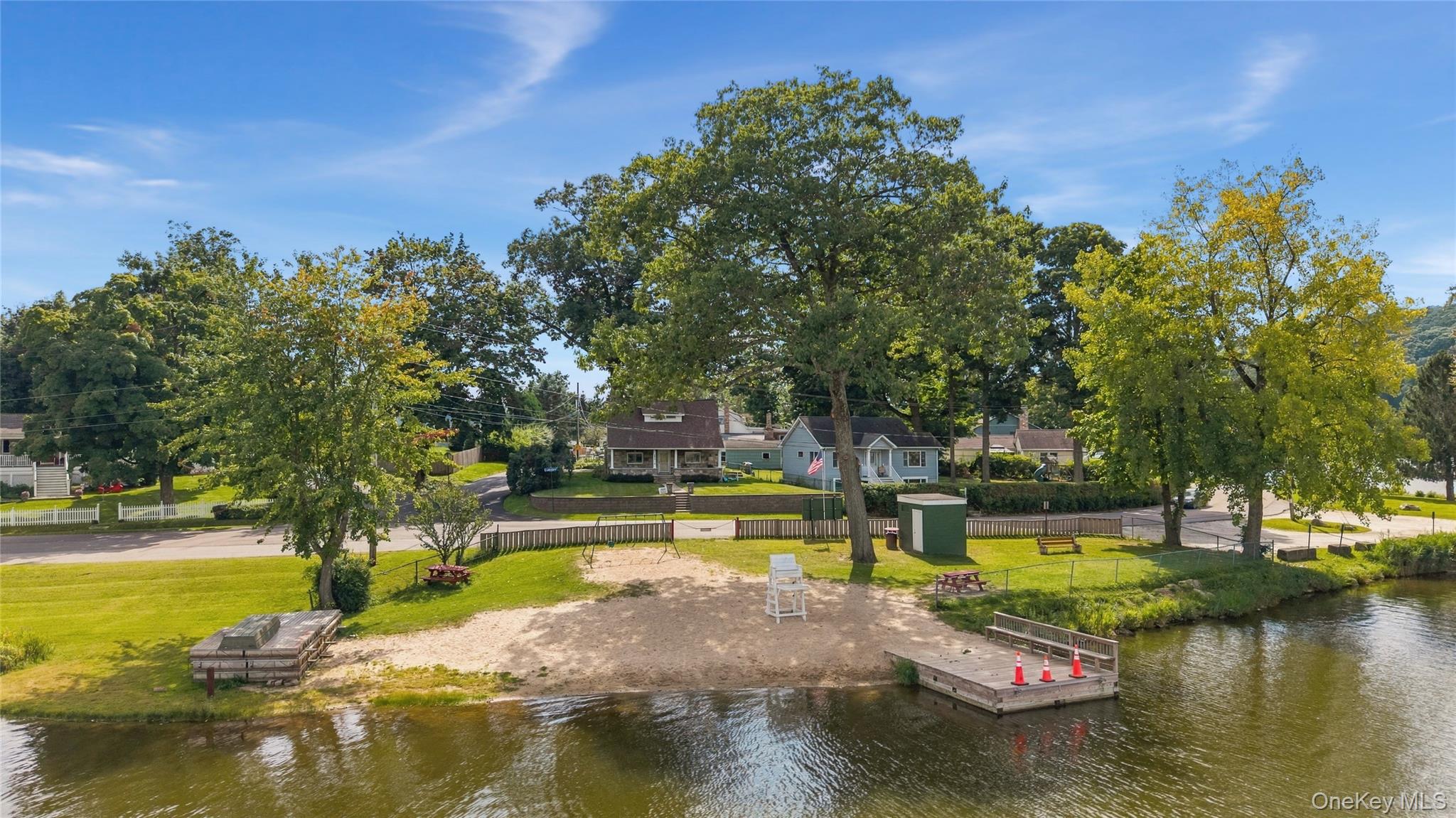 12 Montrose Drive – For Sale photo 30
