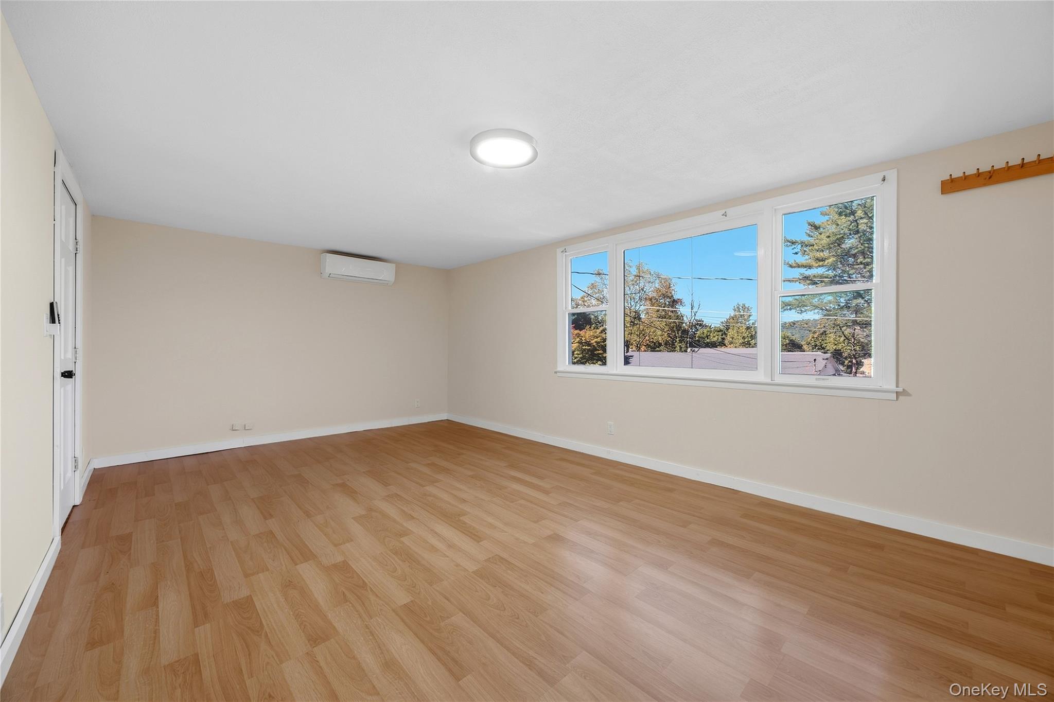 12 Montrose Drive – For Sale photo 17