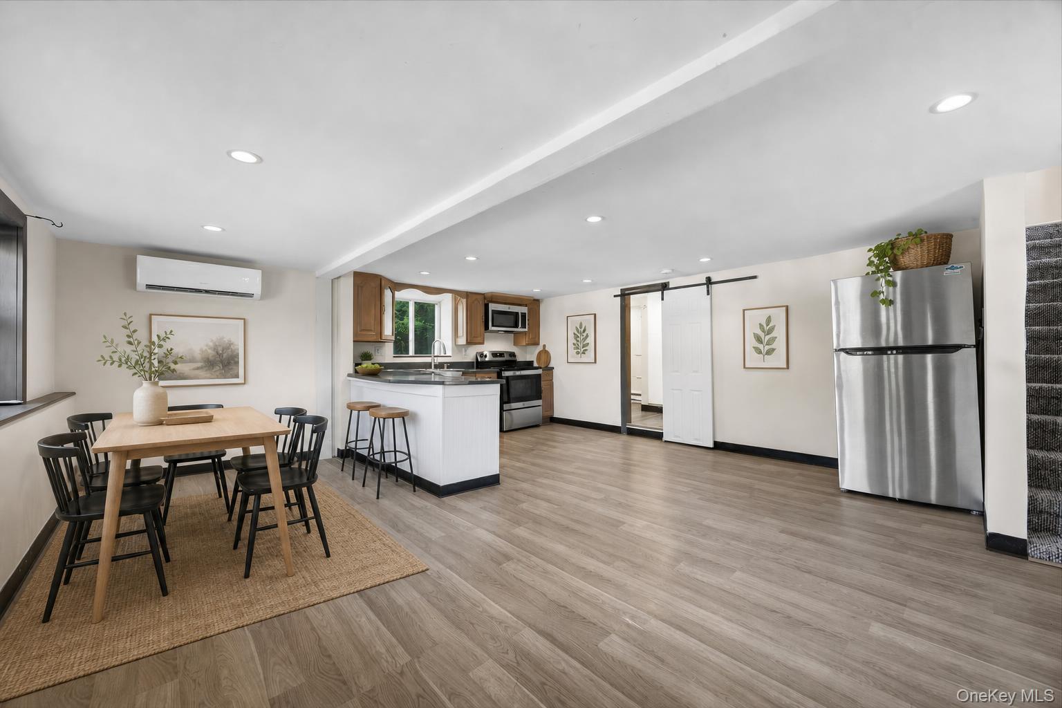 12 Montrose Drive – For Sale photo 3