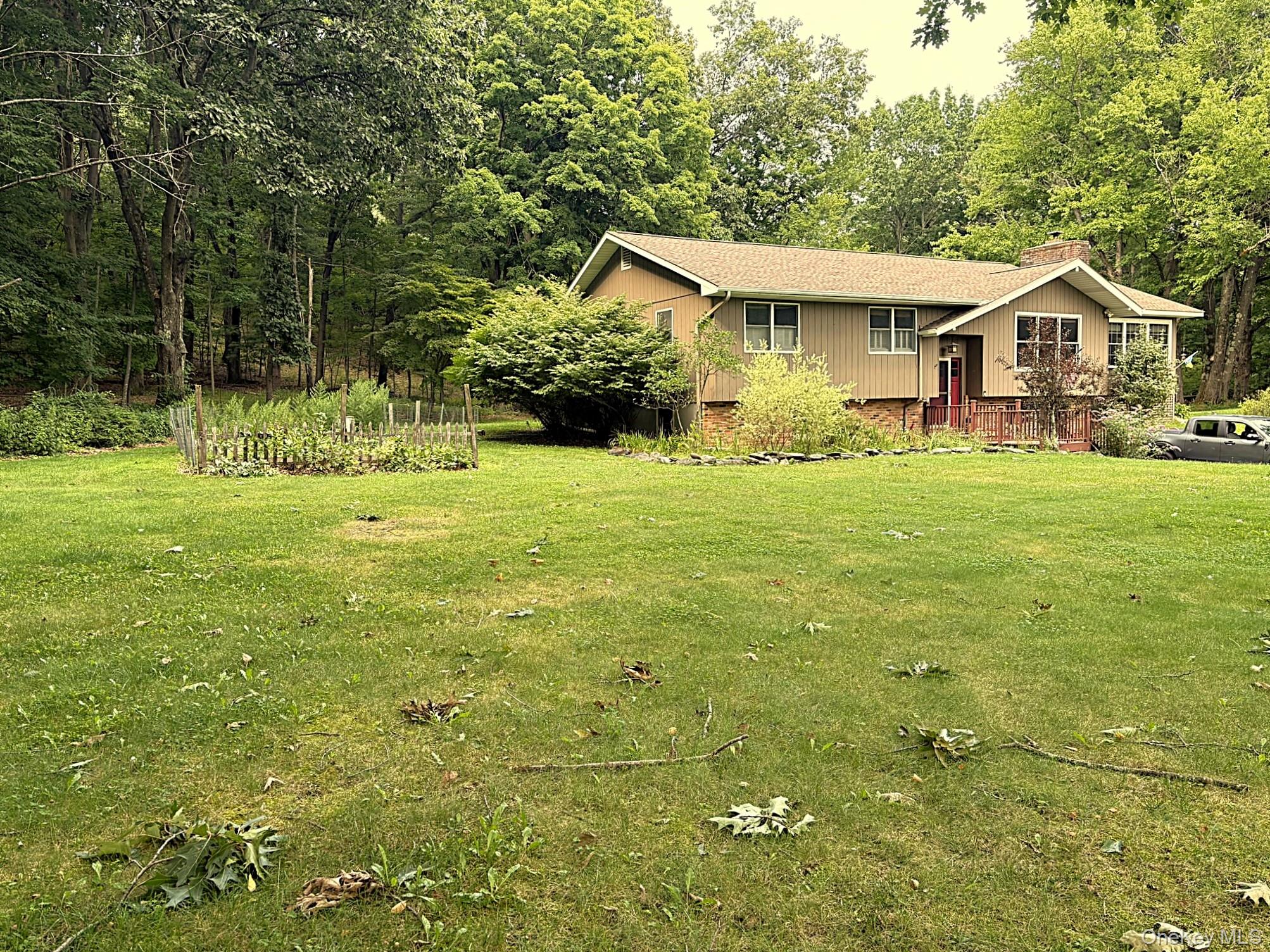 33 Twin Bridges Road – For Sale photo 4