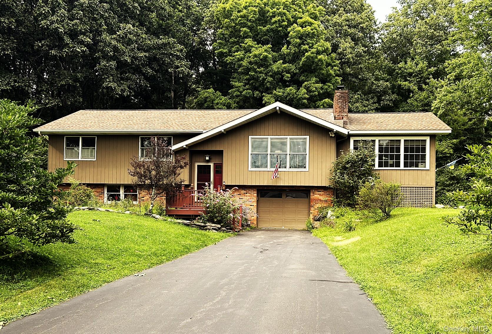 33 Twin Bridges Road – For Sale