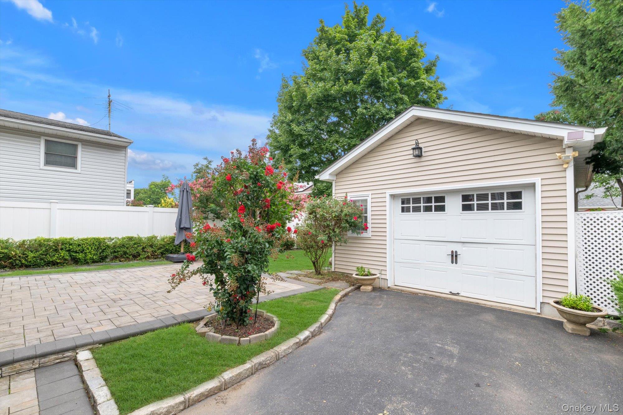 21 Hampton Avenue – For Sale photo 13