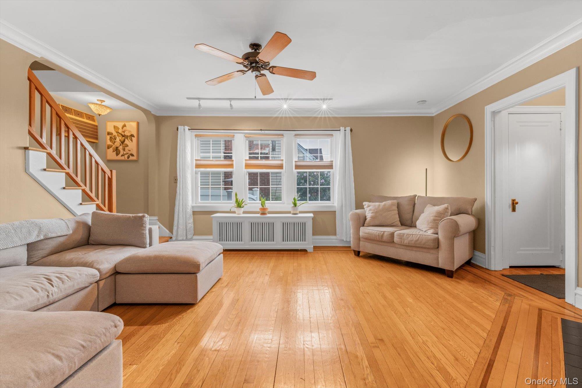 21 Hampton Avenue – For Sale photo 4
