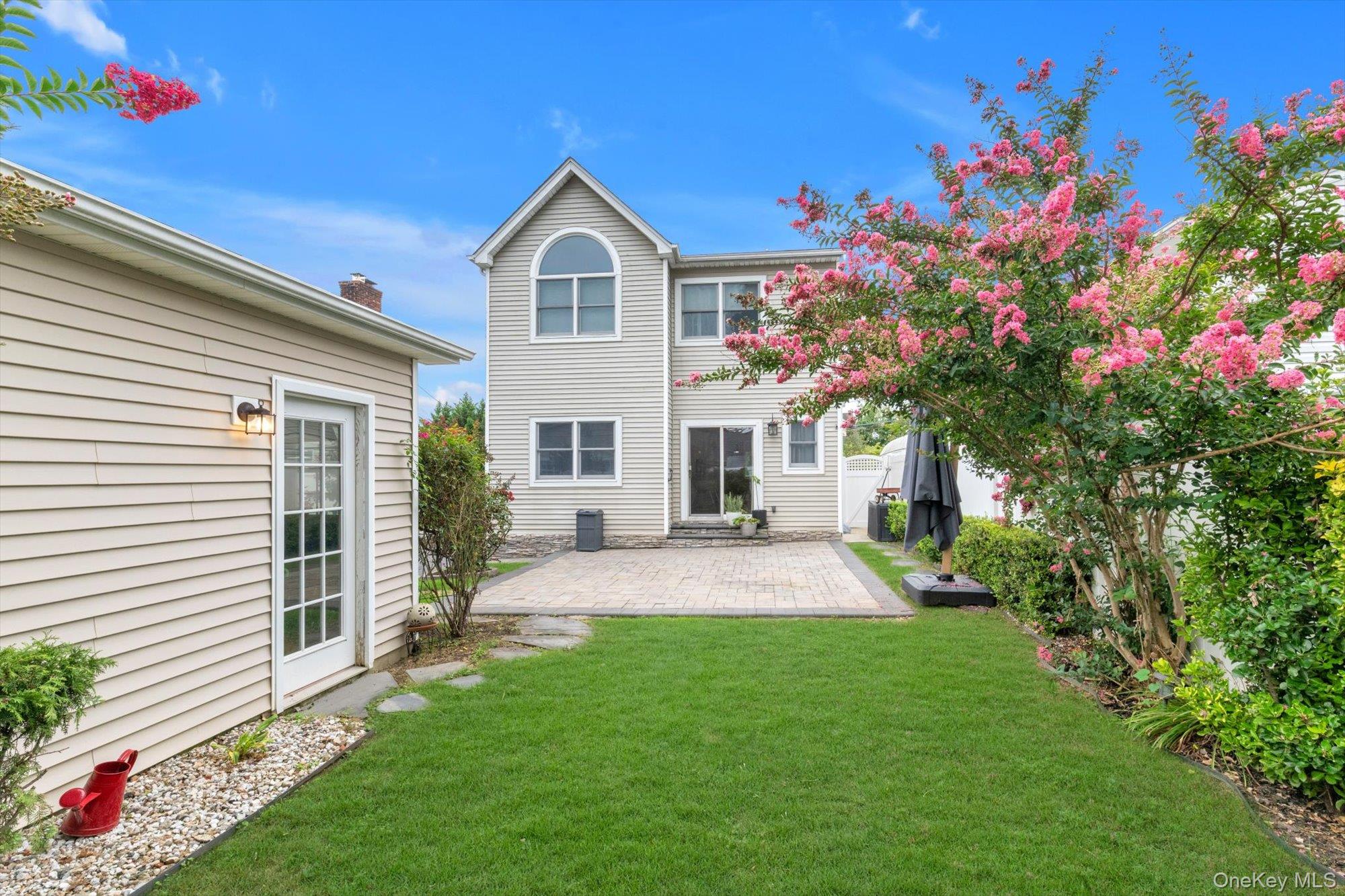 21 Hampton Avenue – For Sale photo 11