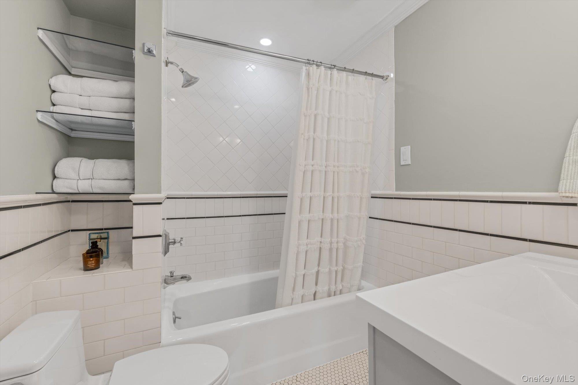 21 Hampton Avenue – For Sale photo 19