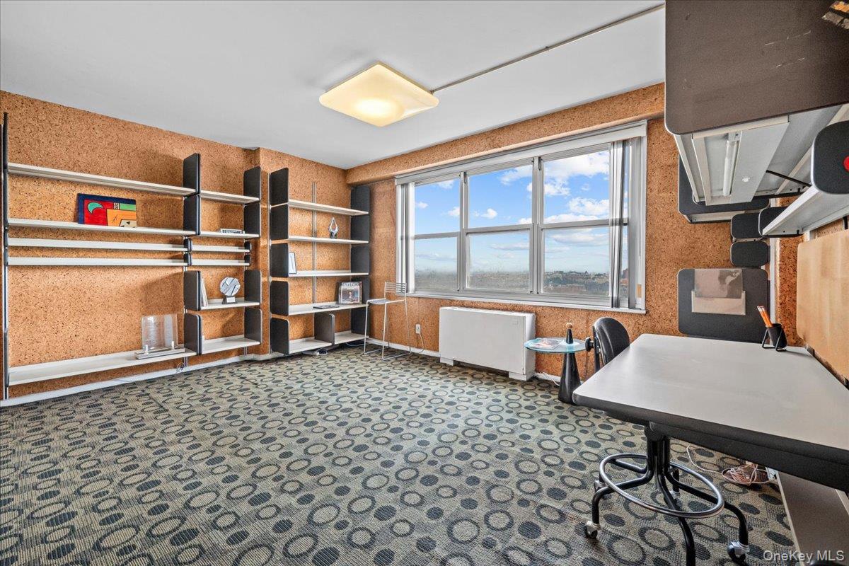 555 Kappock, Unit 21d photo 15