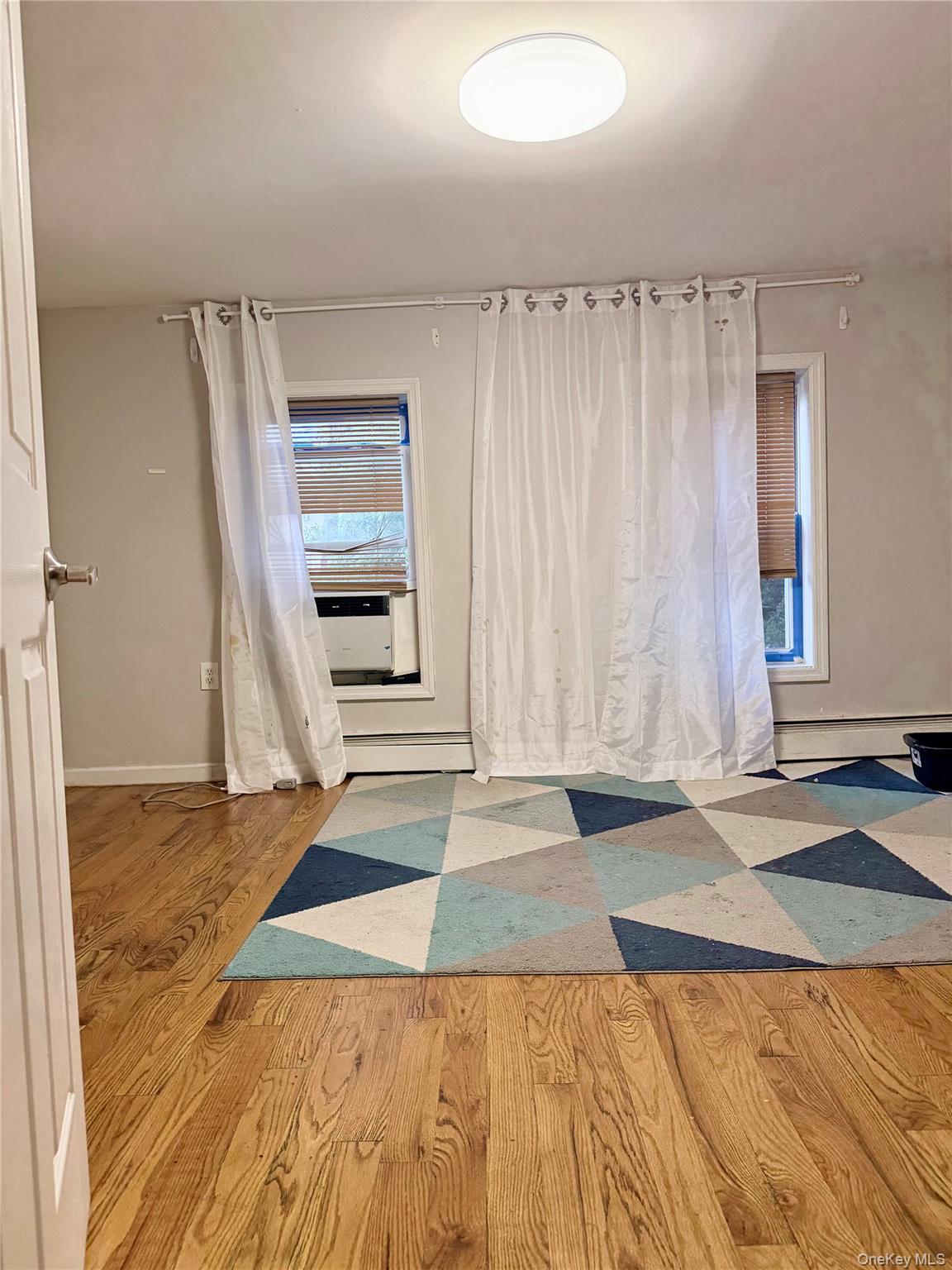 752 E 222nd Street – For Sale photo 7