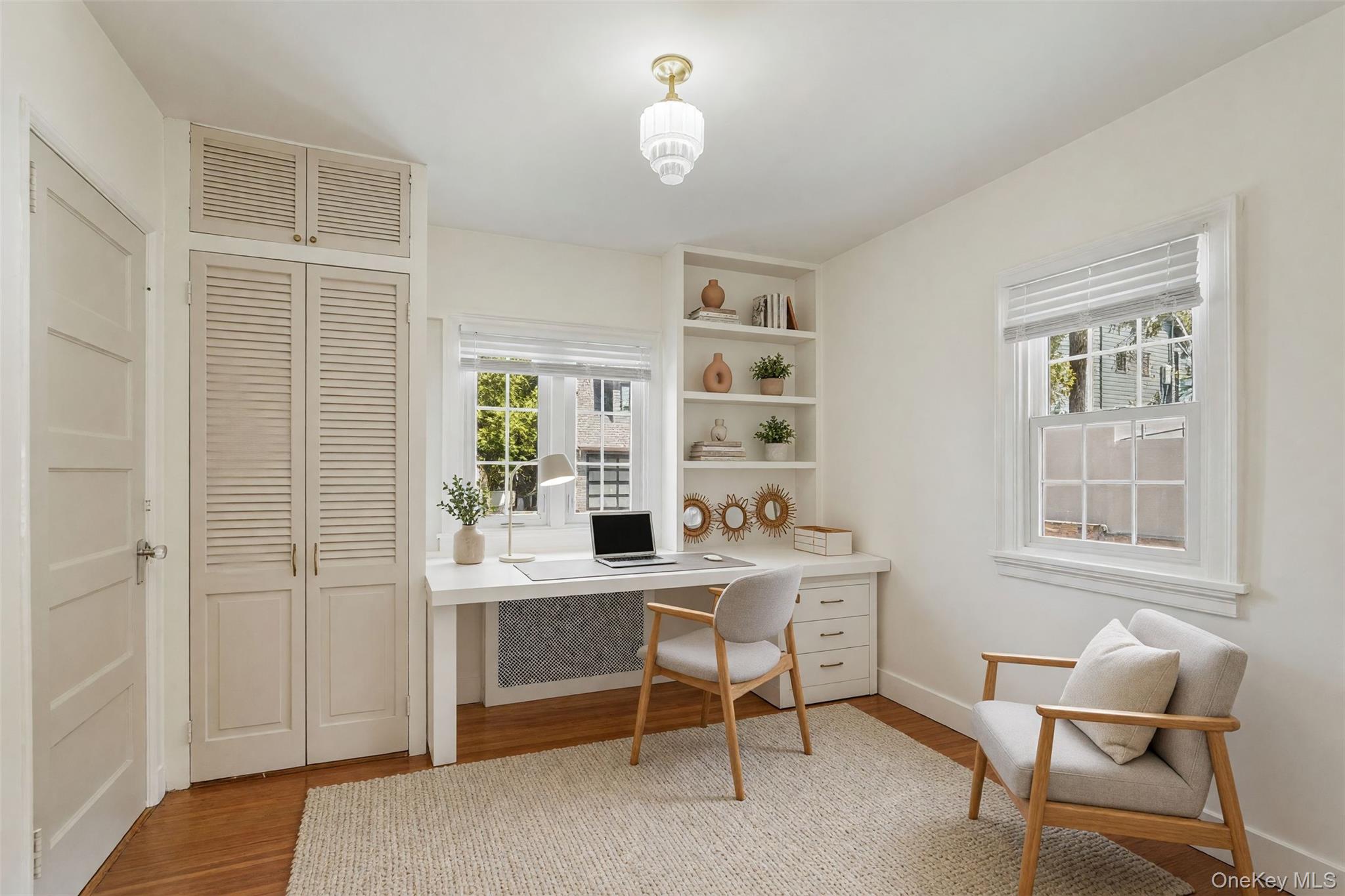 319 Oakland Beach Avenue – For Rent photo 16
