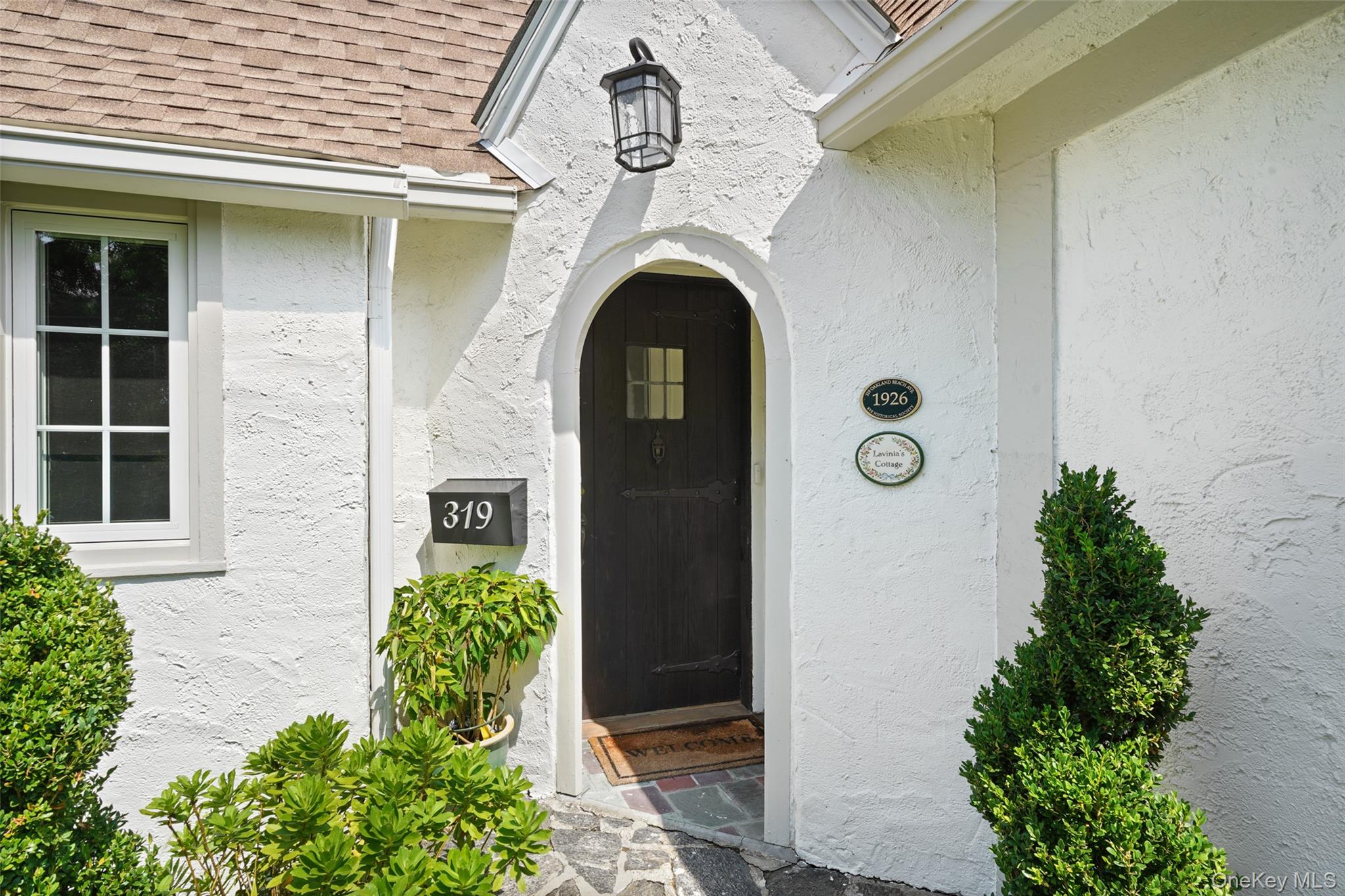 319 Oakland Beach Avenue – For Rent photo 2
