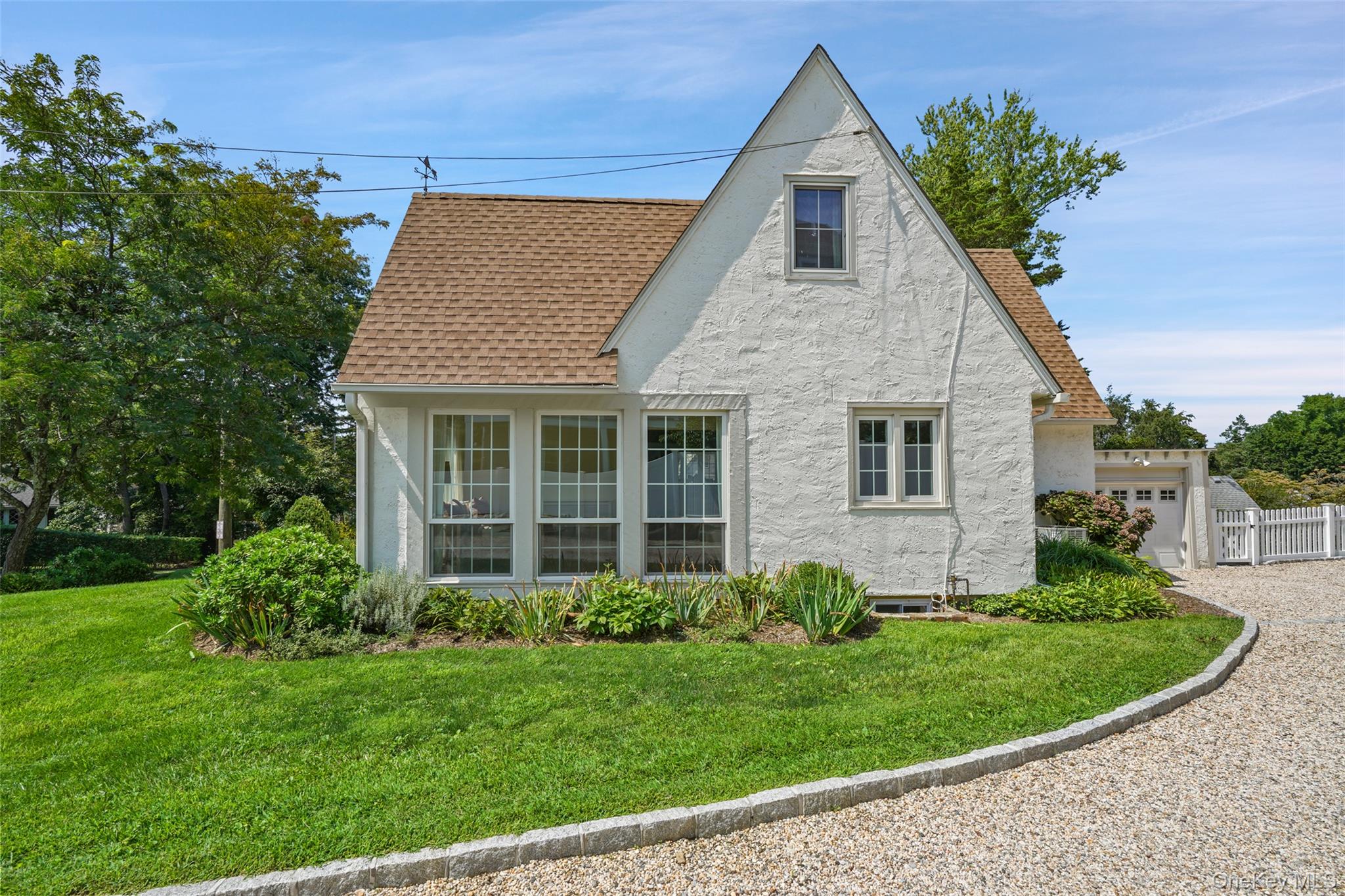 319 Oakland Beach Avenue – For Rent photo 3