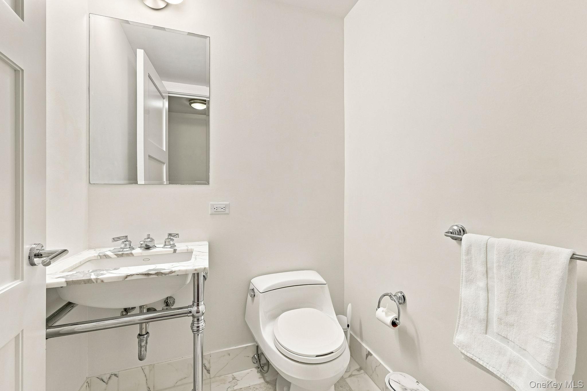 1 Renaissance Square, Unit 15D photo 11