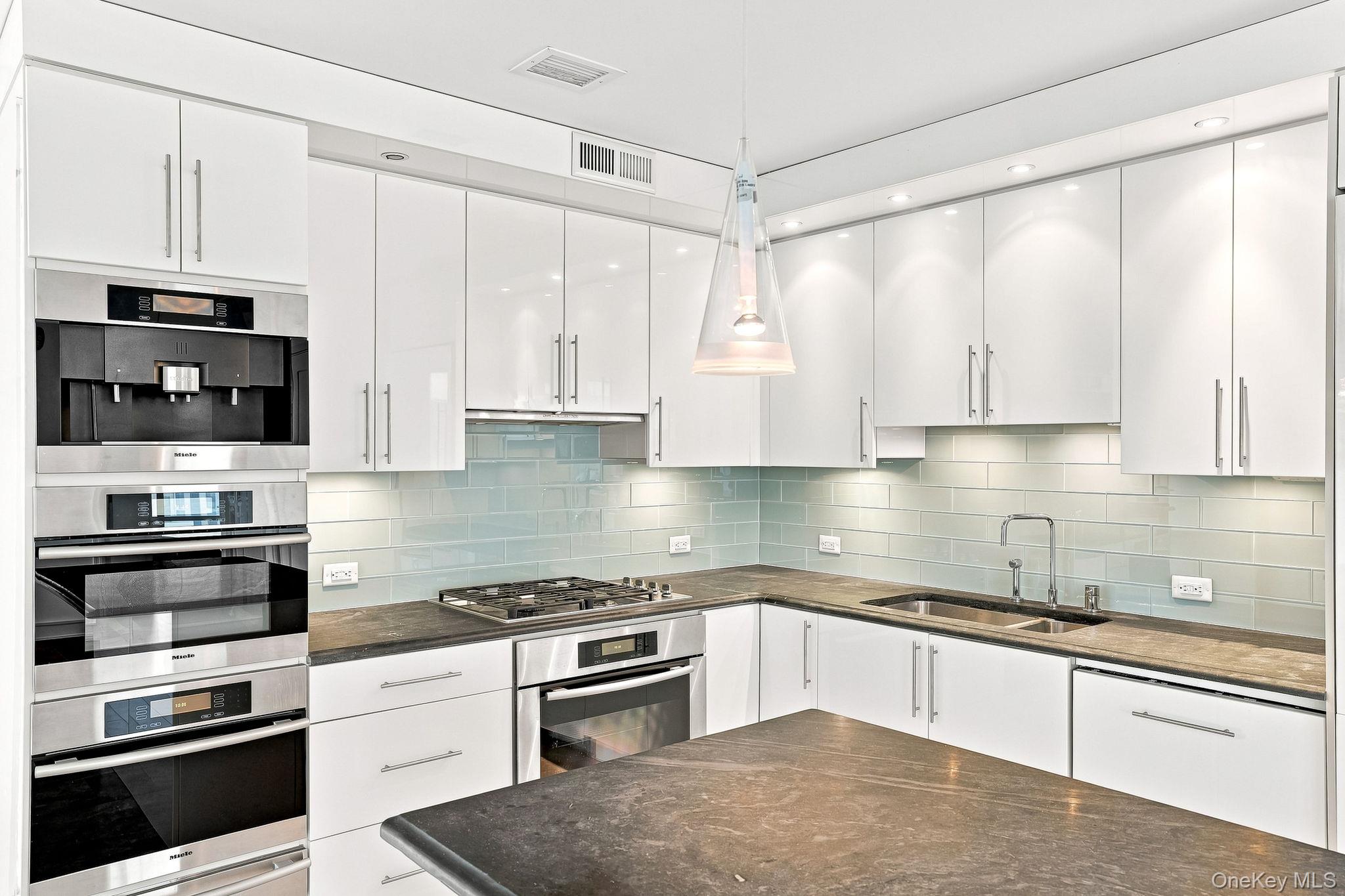 1 Renaissance Square, Unit 15D photo 6