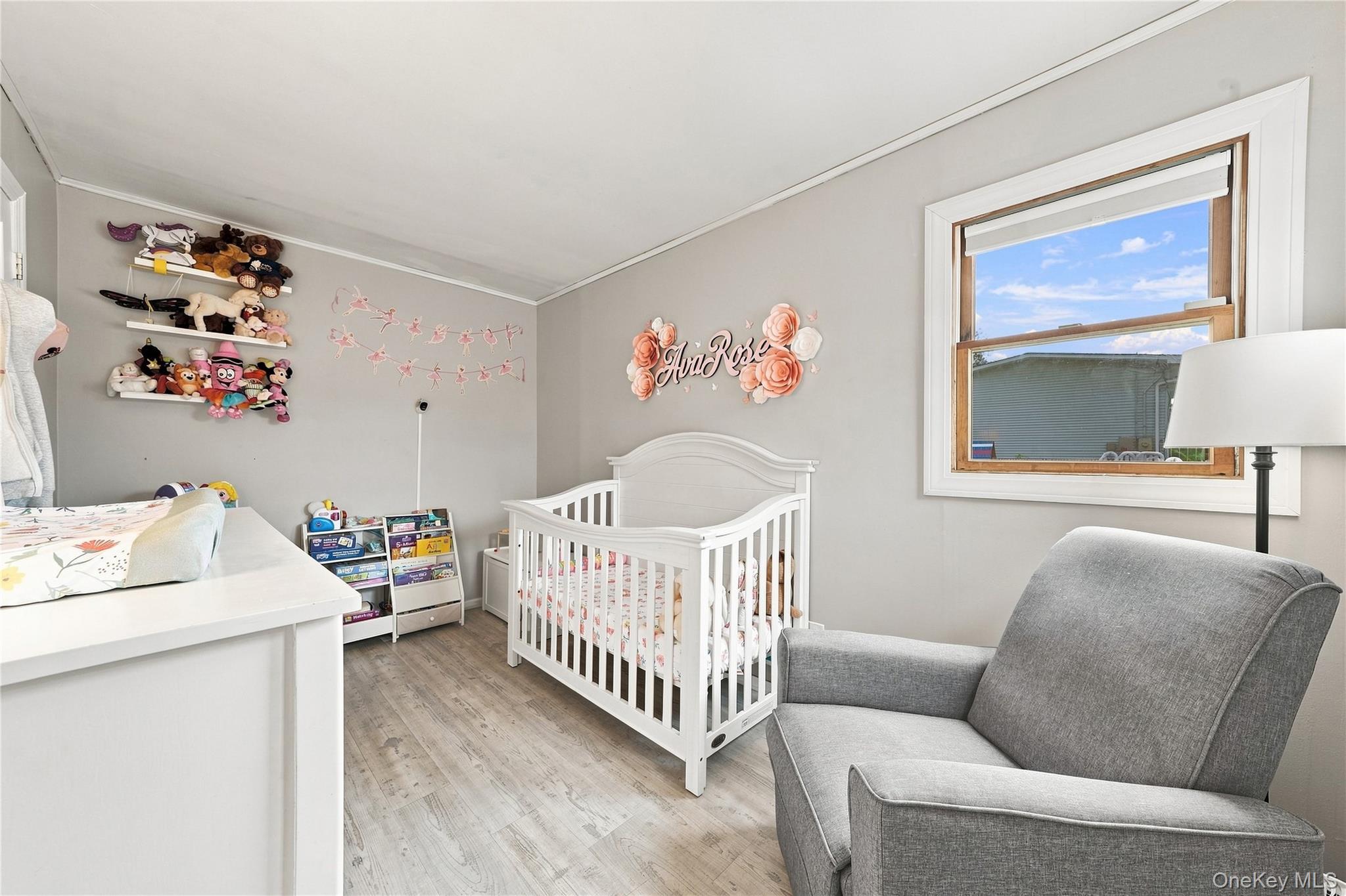5 Talbot Lane – For Sale photo 27
