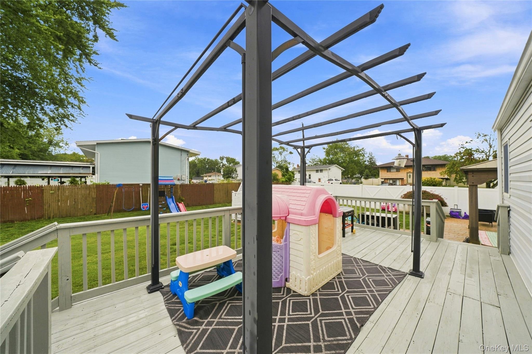 5 Talbot Lane – For Sale photo 42