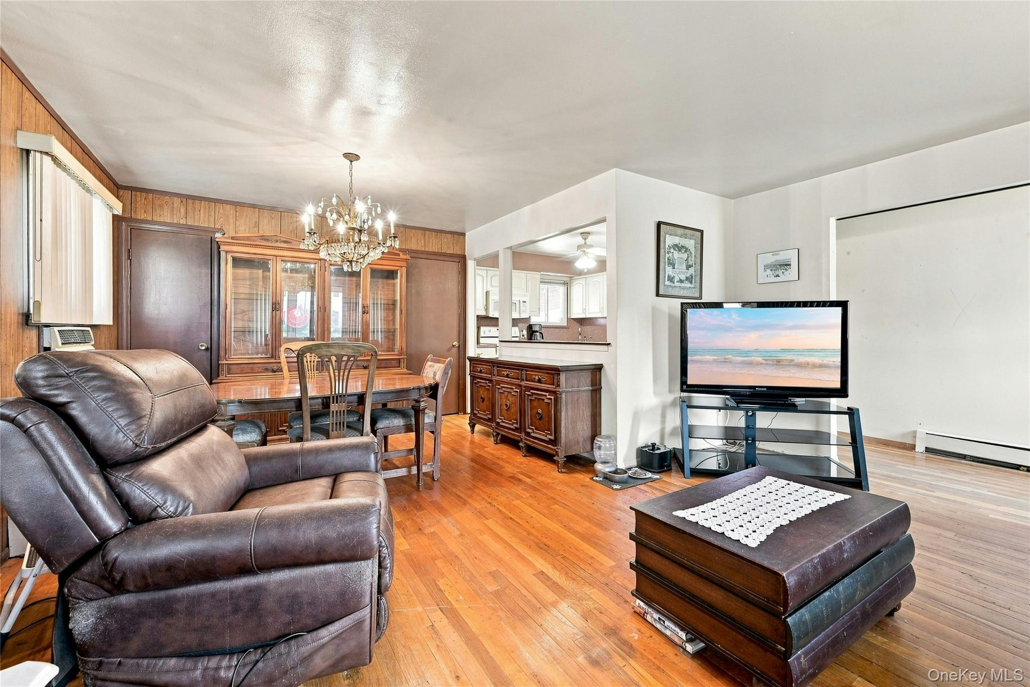 1035 Tooker Avenue – For Sale photo 13