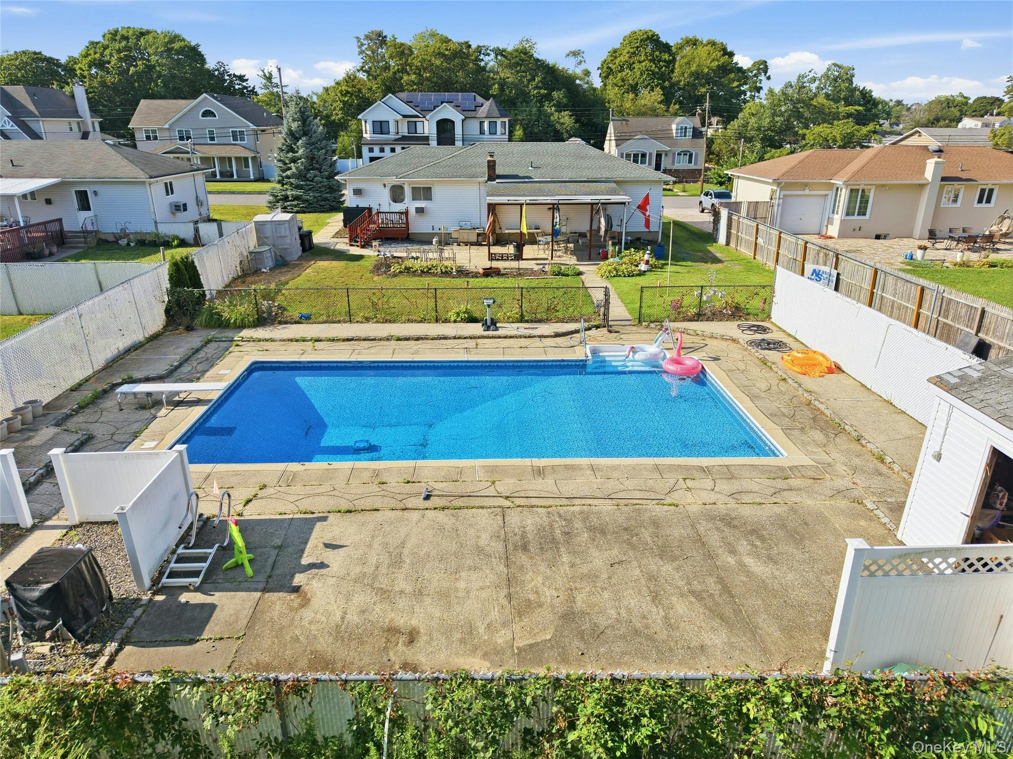 1035 Tooker Avenue – For Sale photo 31