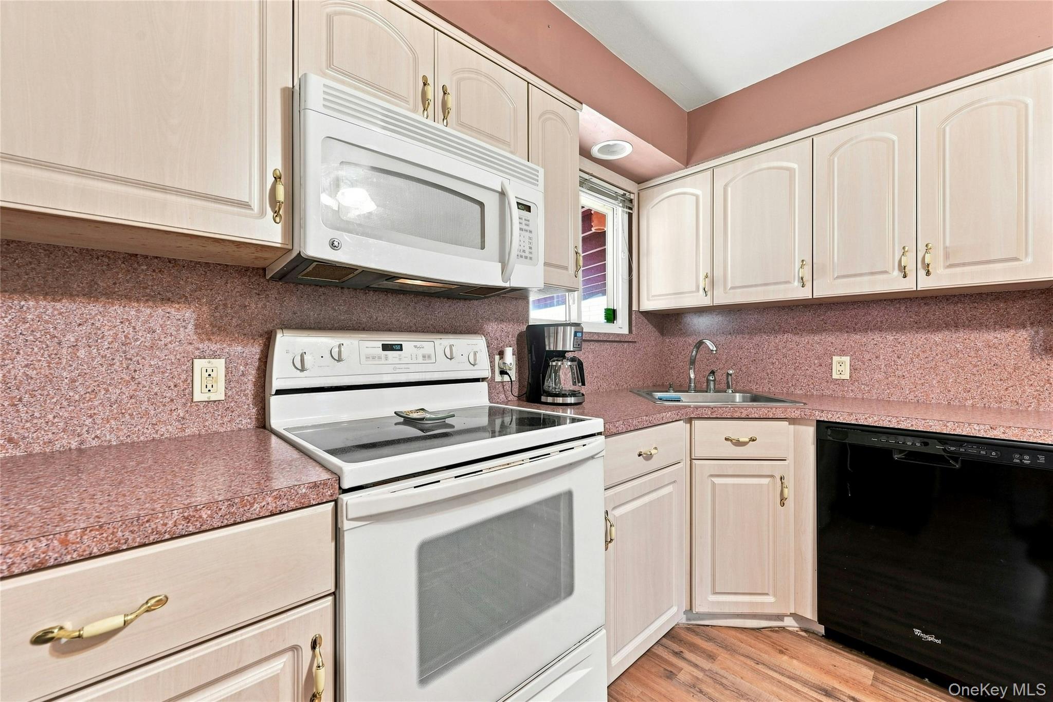 1035 Tooker Avenue – For Sale photo 17