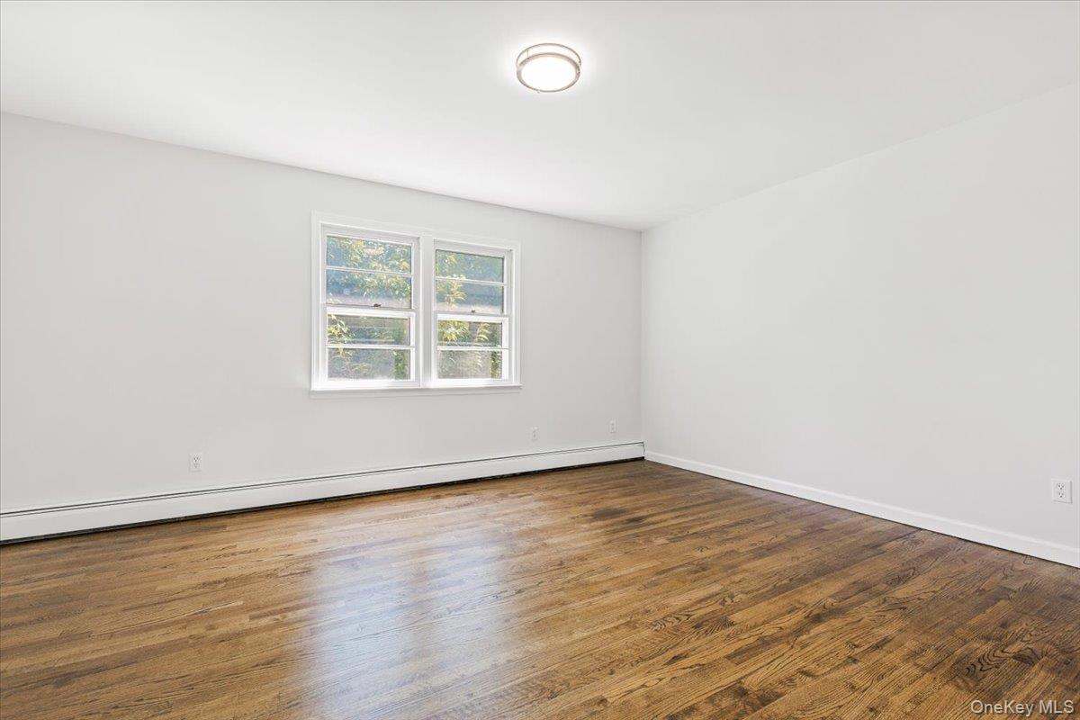 221 Park Avenue E – For Sale photo 32