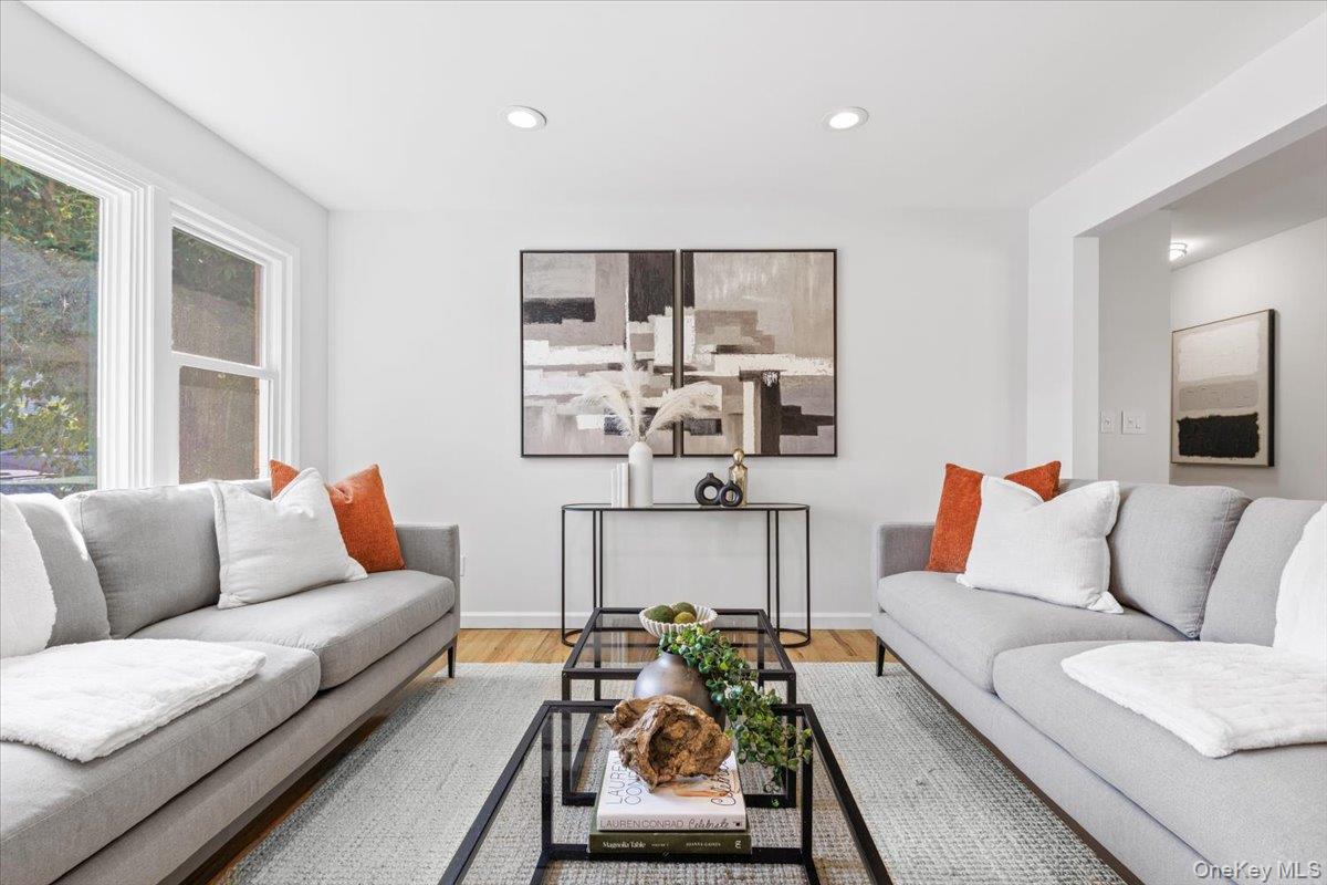 221 Park Avenue E – For Sale photo 8