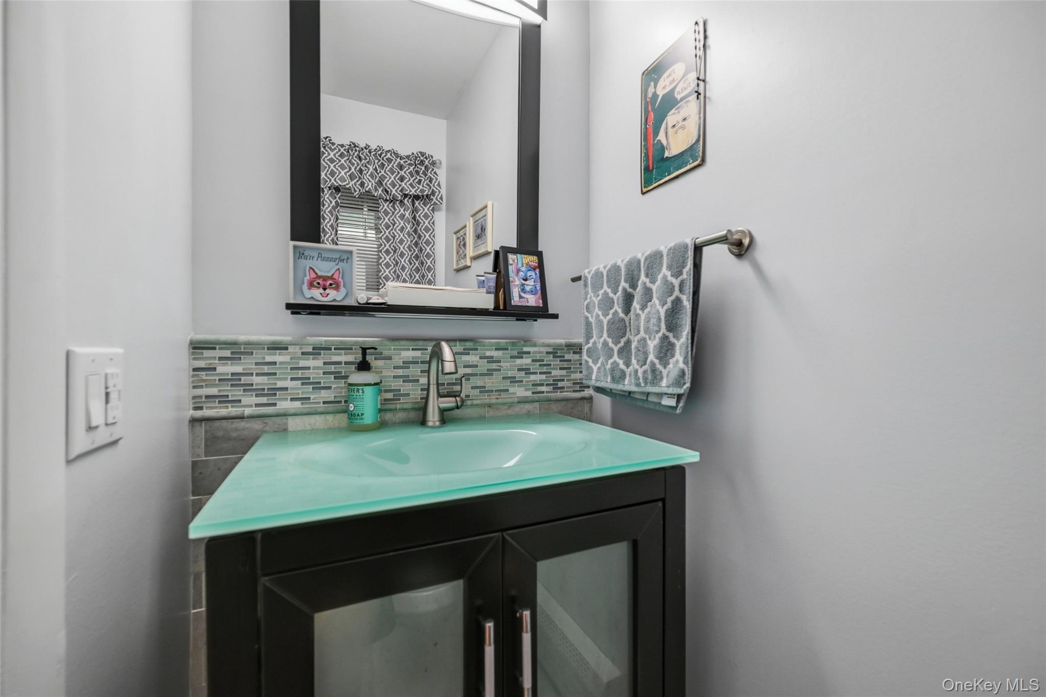 72 Yorkshire Drive – For Sale photo 16