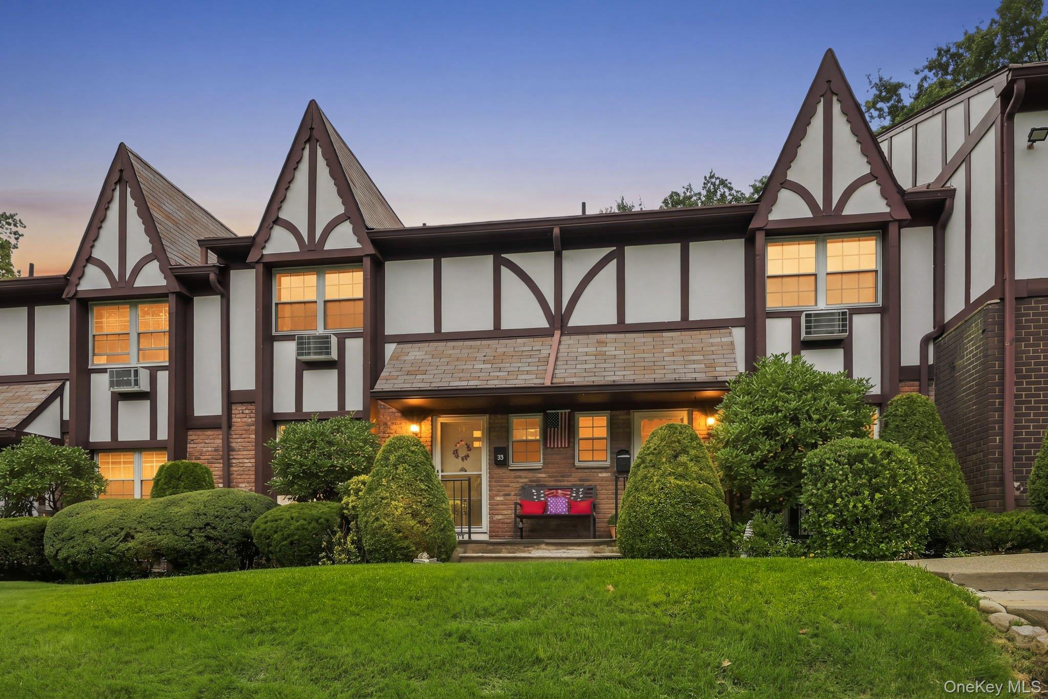 72 Yorkshire Drive – For Sale