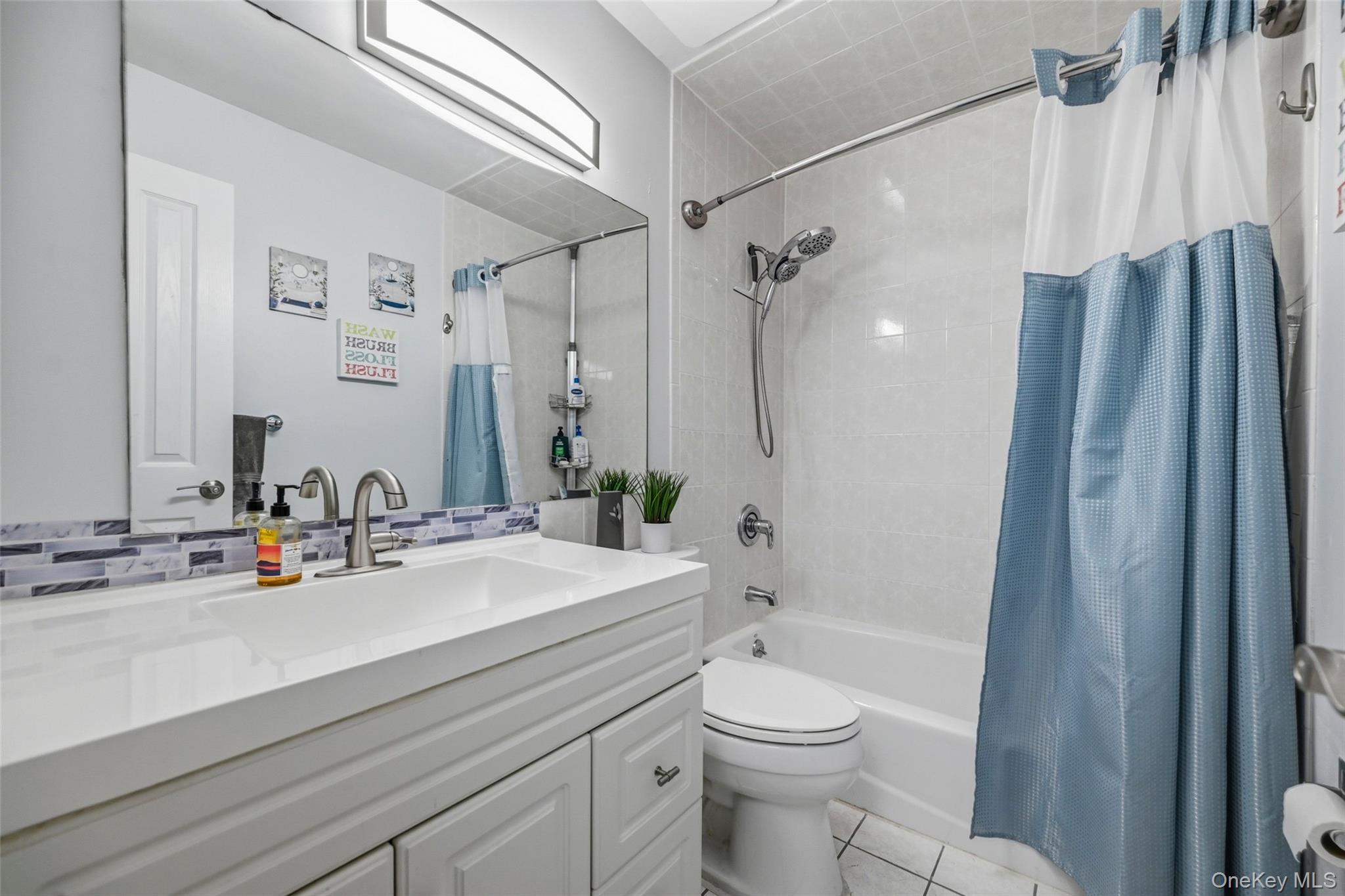 72 Yorkshire Drive – For Sale photo 22