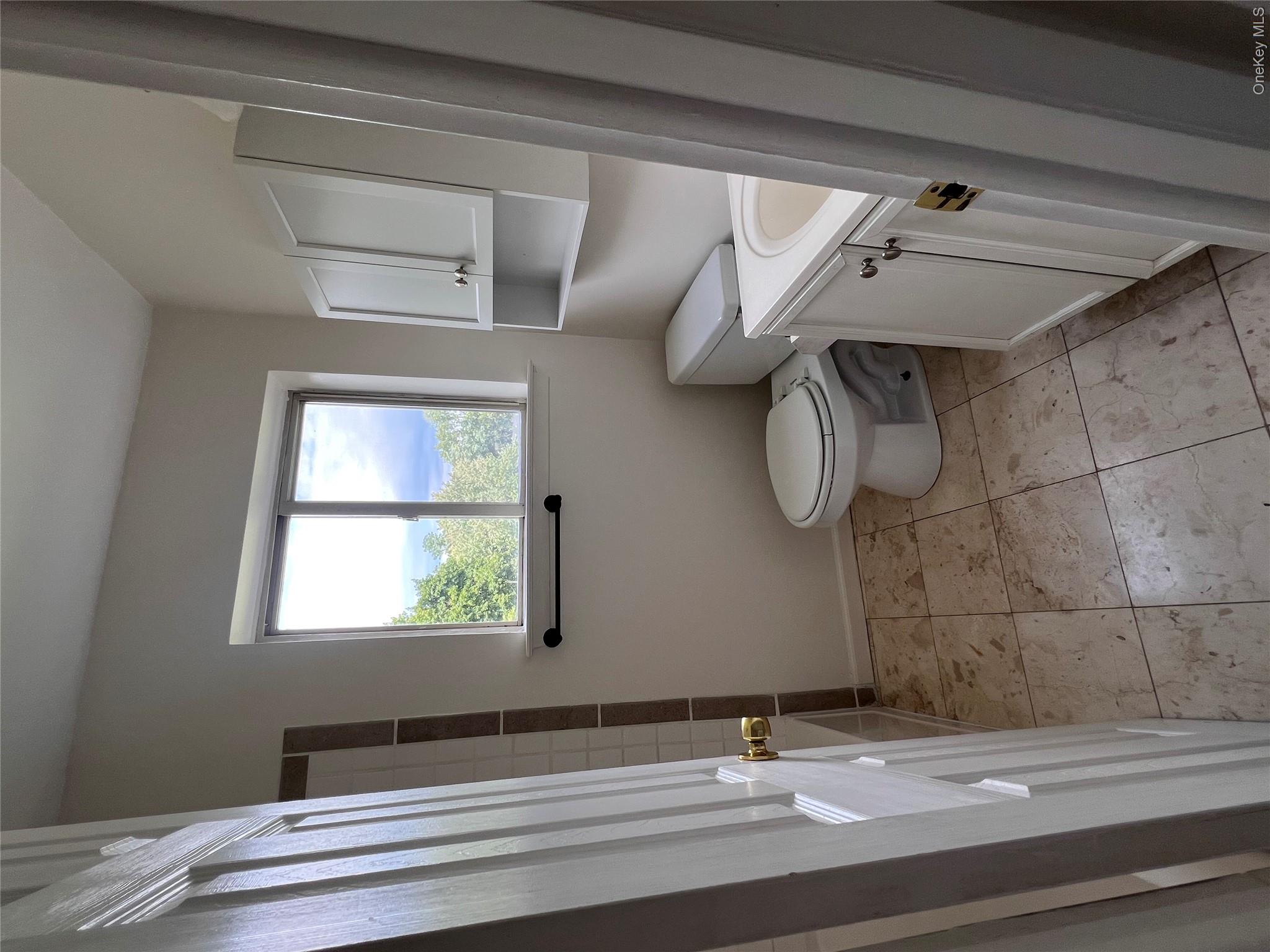 26 Cooper Drive, Unit 403 photo 6