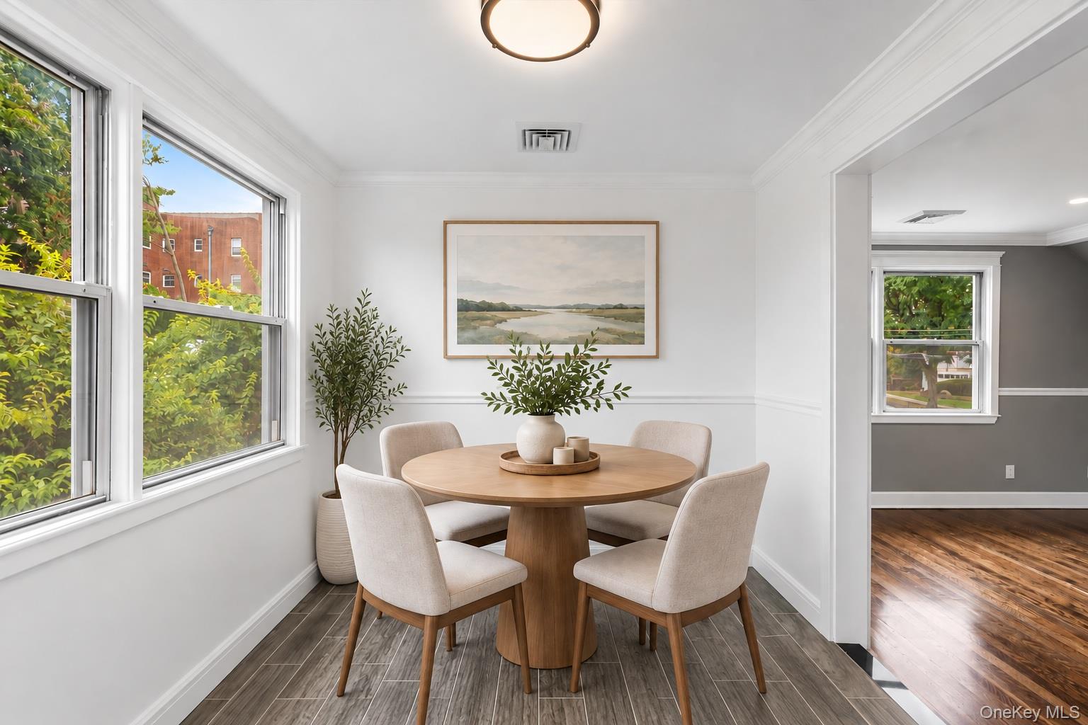 85 Franklin Avenue, Unit 2 photo 6