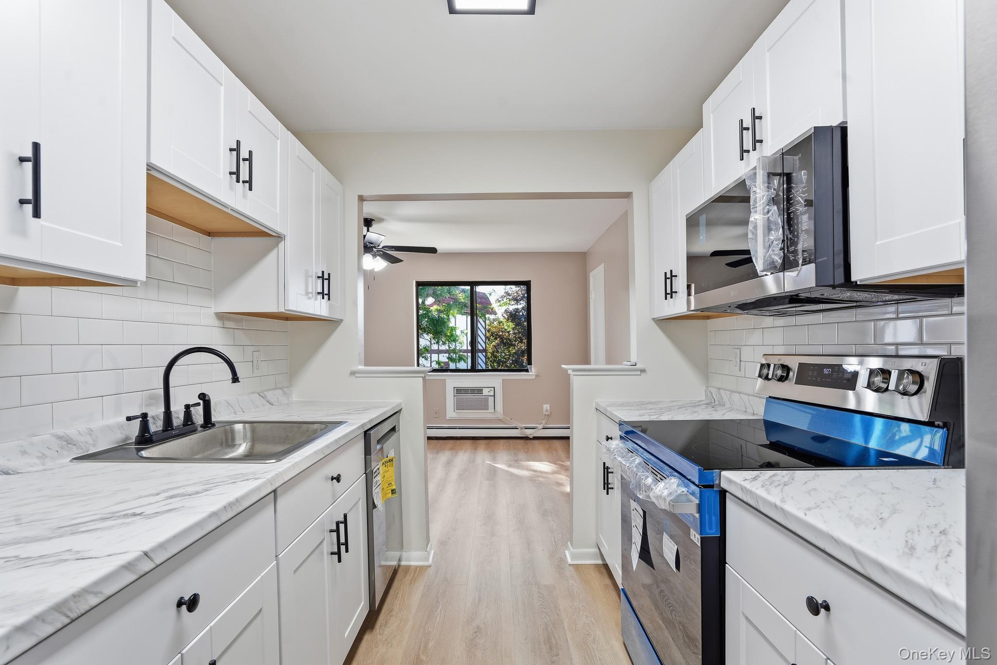 12 Skyline Drive, Unit 8 photo 13