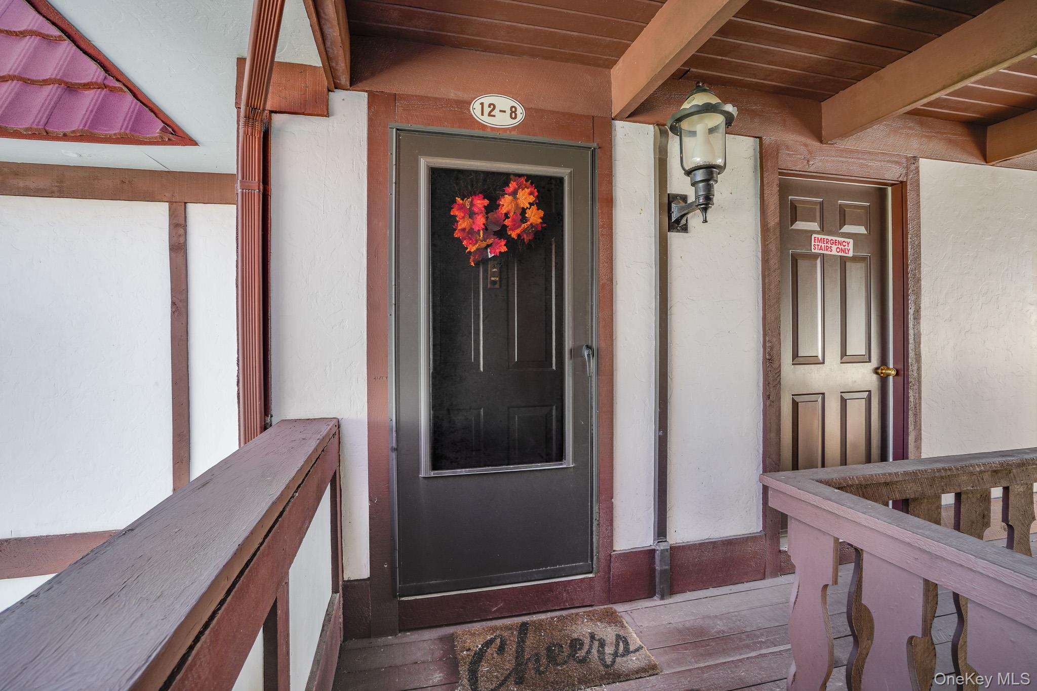 12 Skyline Drive, Unit 8 photo 3