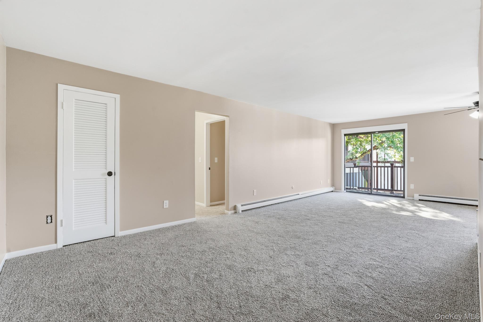 12 Skyline Drive, Unit 8 photo 6