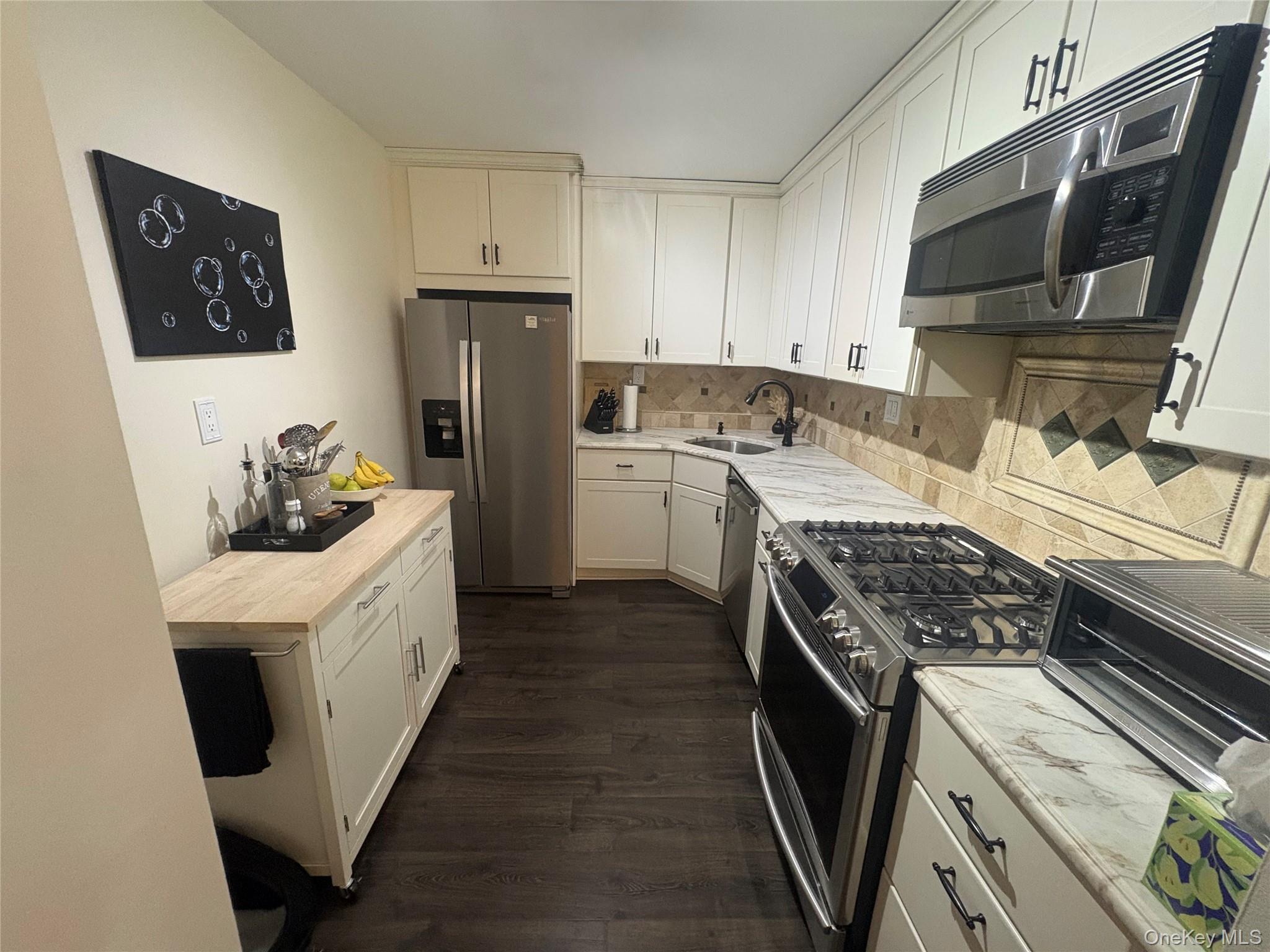 2 Fountain Lane, Unit 1L photo 9