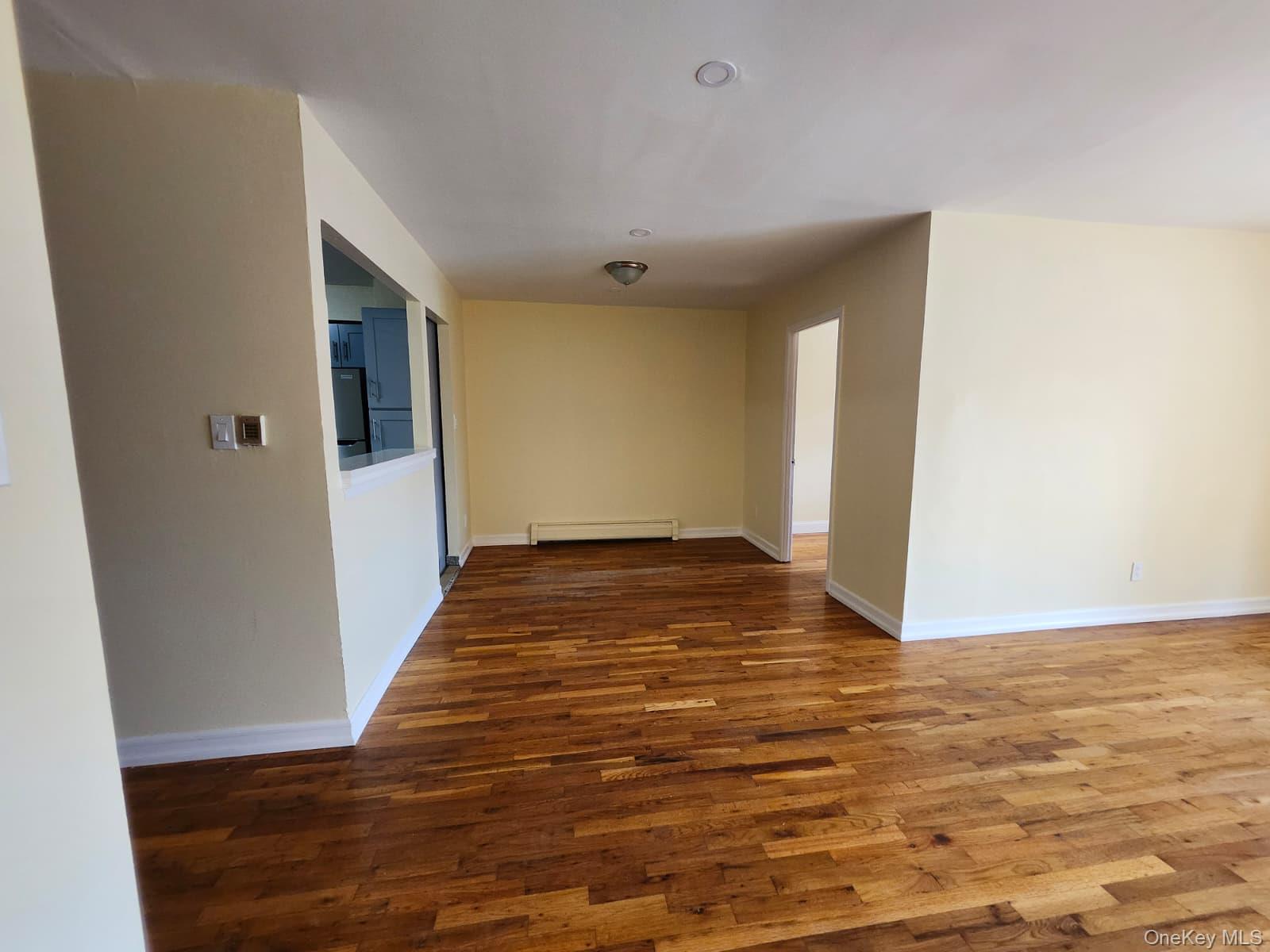165-19 CHAPIN PKWY, Unit 3 photo 3