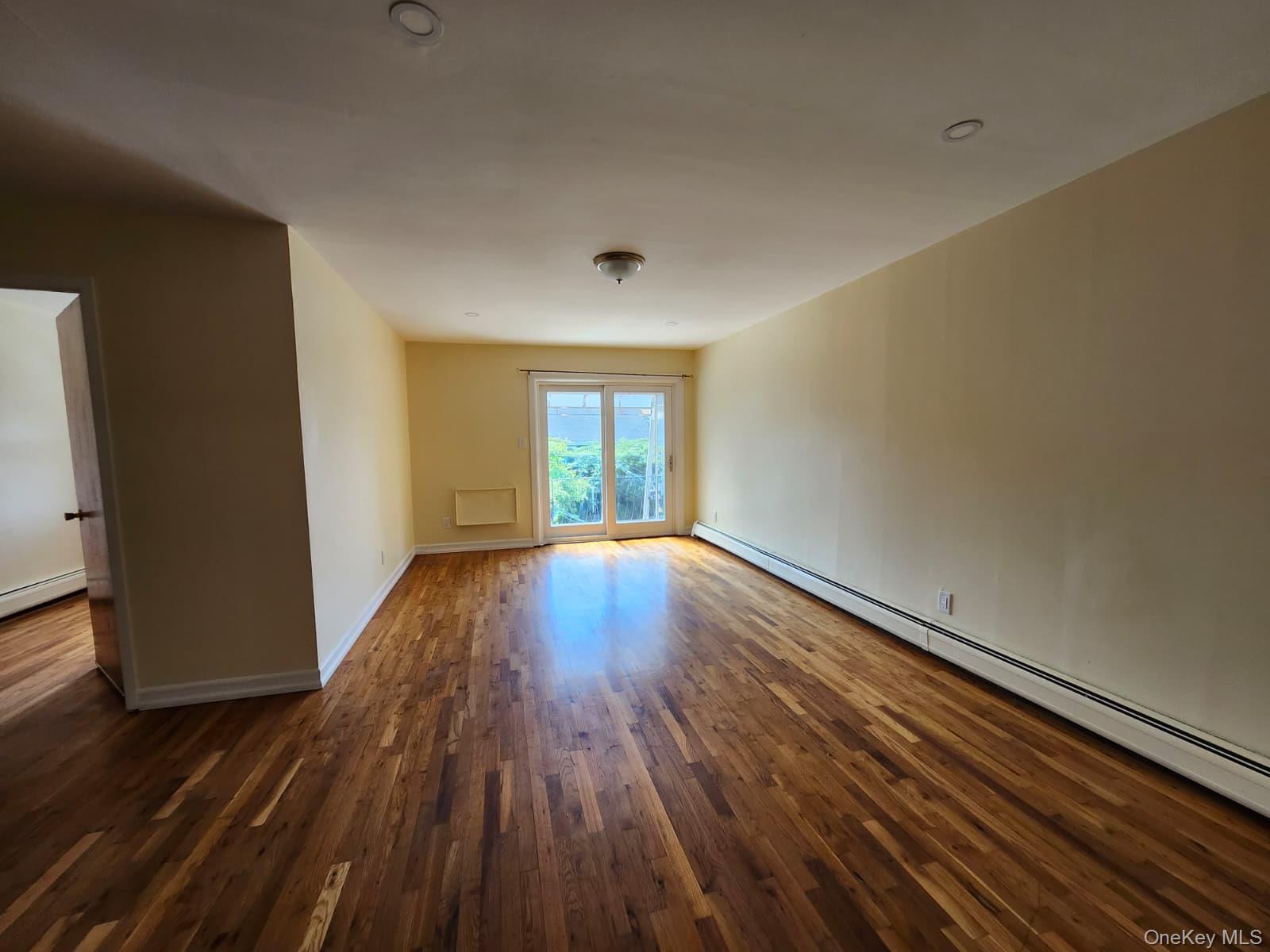 165-19 CHAPIN PKWY, Unit 3 photo 10