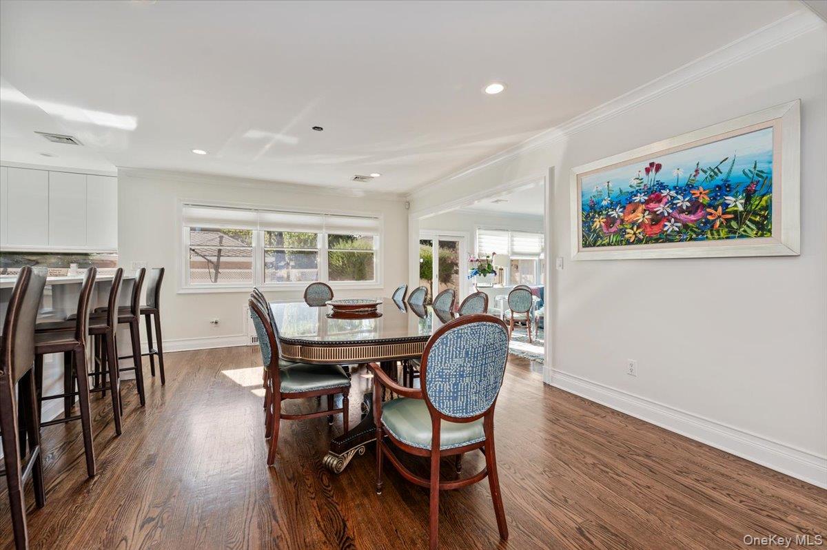 85 Suffolk Boulevard – For Sale photo 8