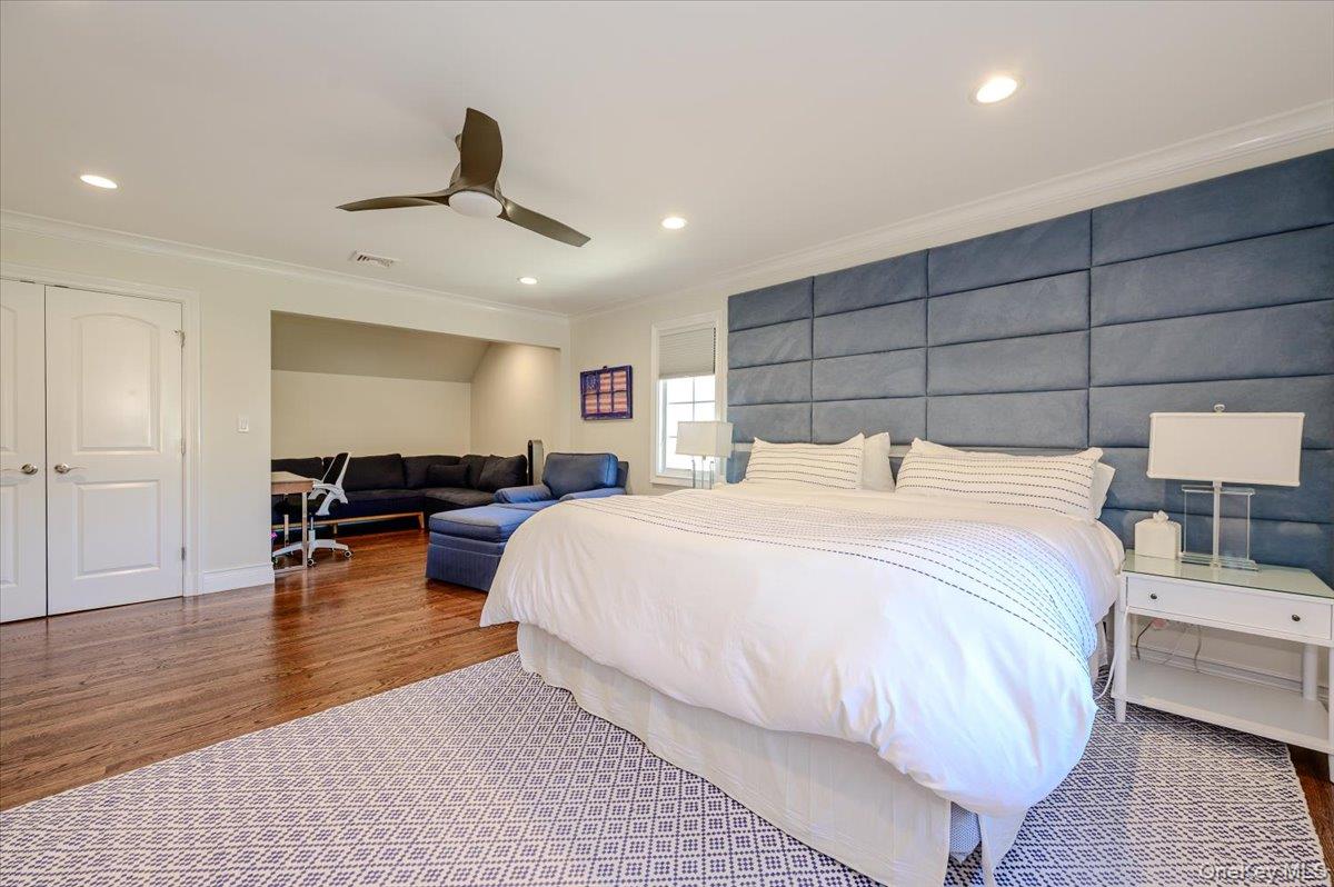 85 Suffolk Boulevard – For Sale photo 30