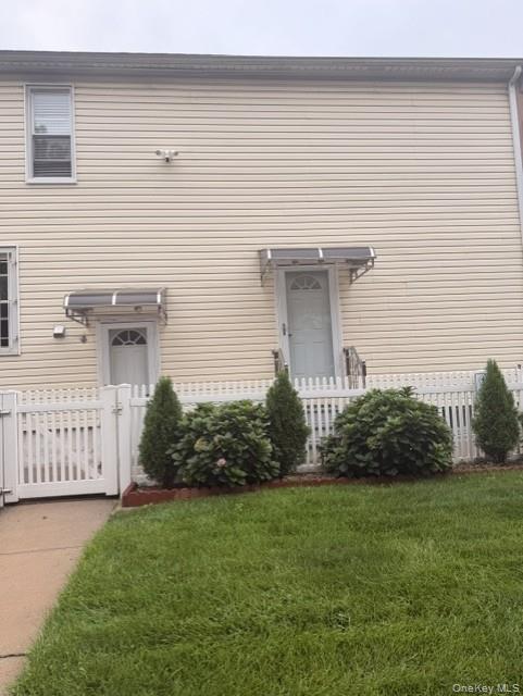 133-01 Cranston St, Unit 2 photo 3