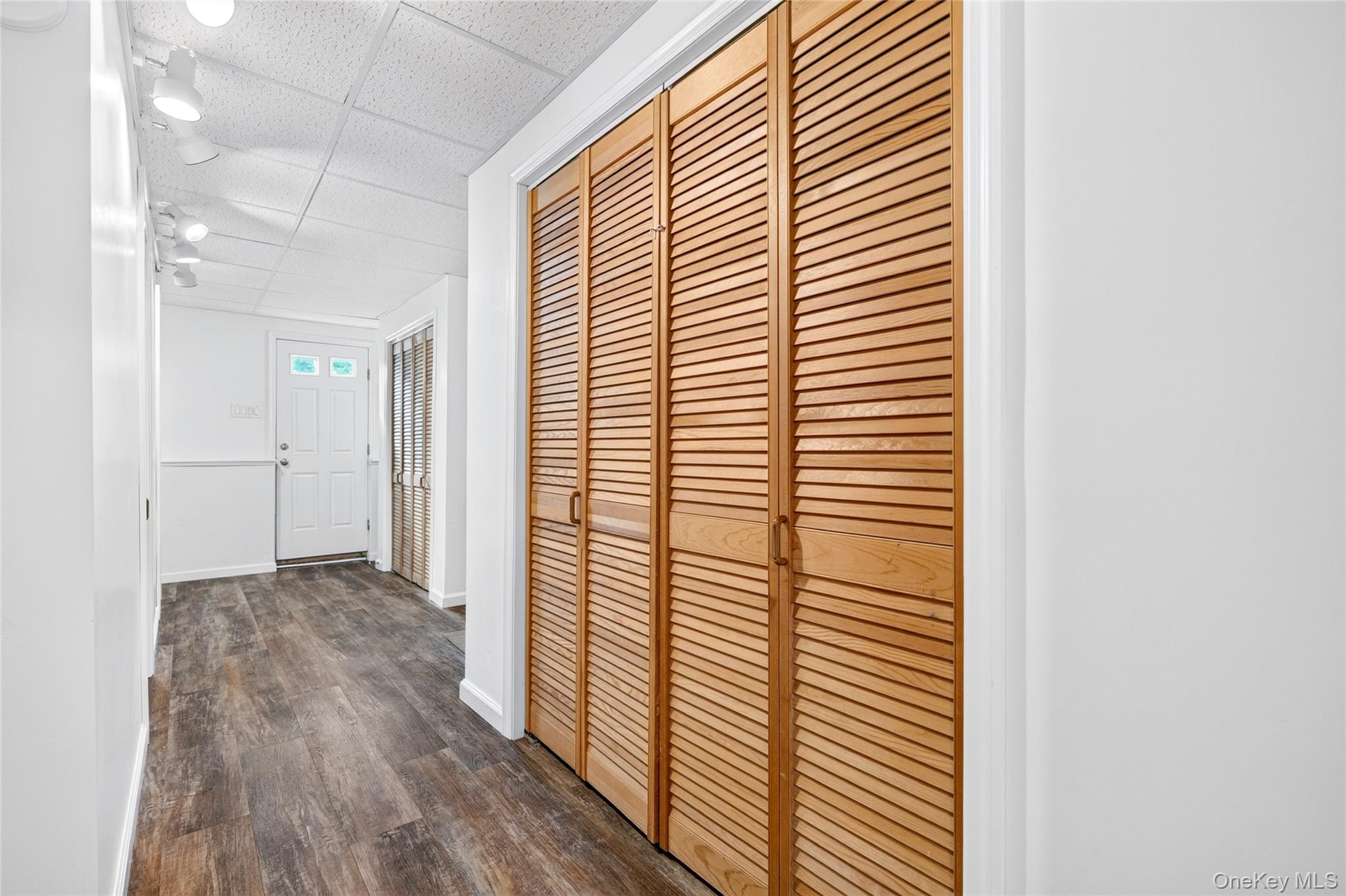 1 Ann Avenue – For Sale photo 37