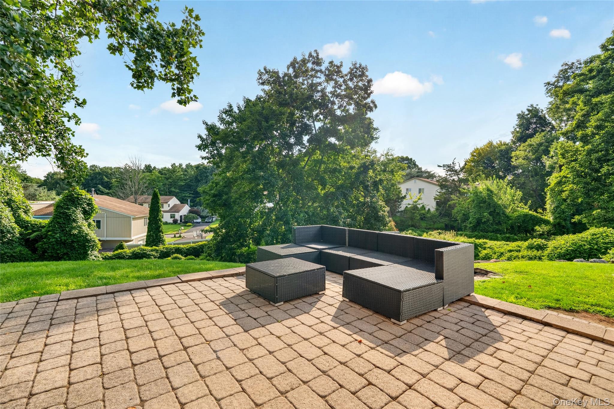 1 Ann Avenue – For Sale photo 40