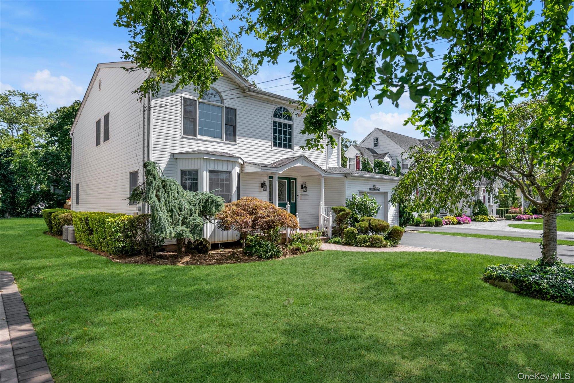 20 Rhame Avenue – For Sale photo 3