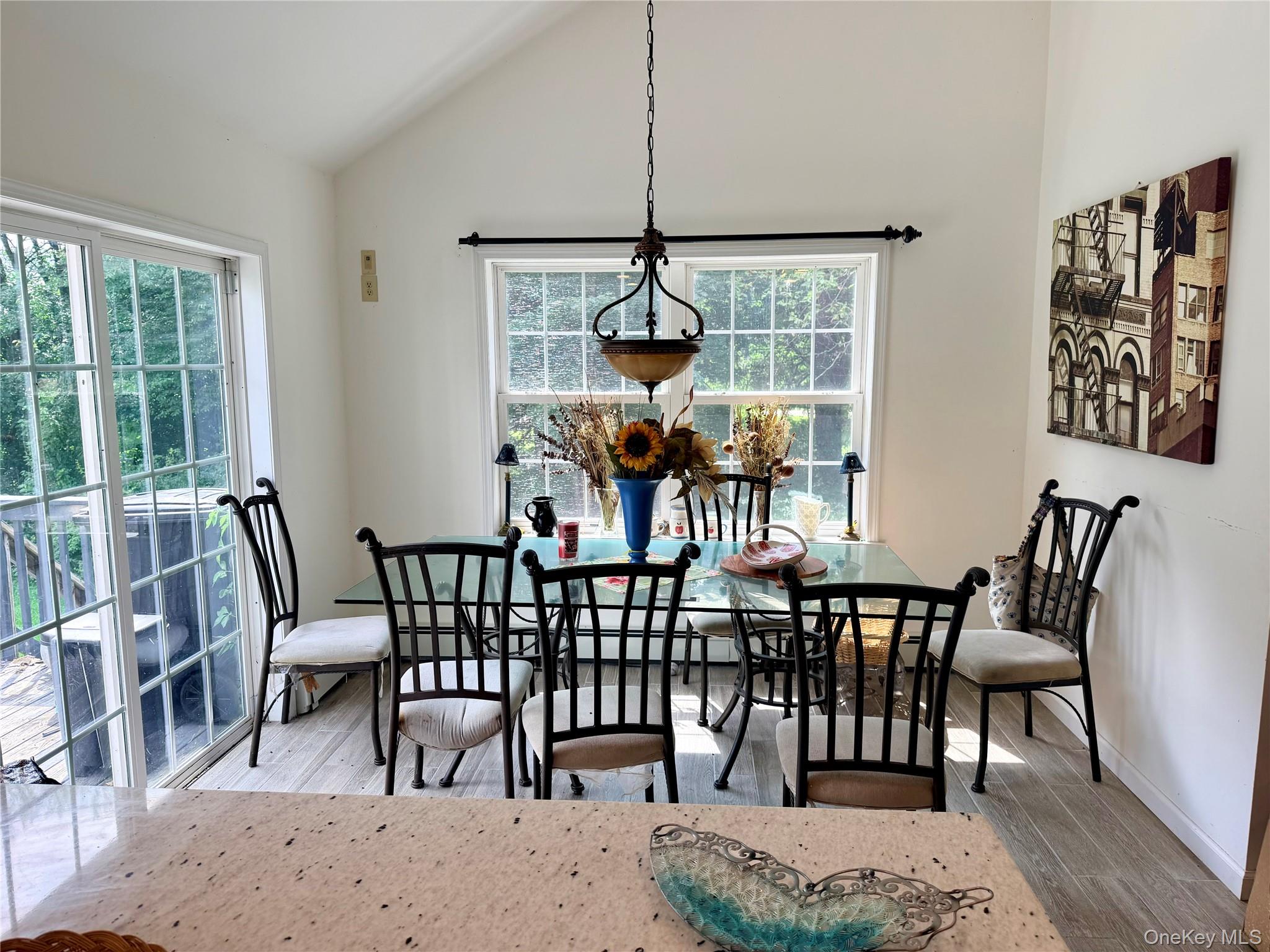 14 Clark Lane – For Sale photo 16