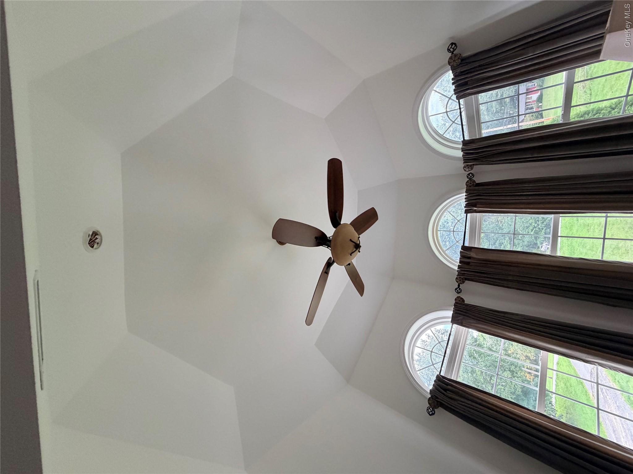 14 Clark Lane – For Sale photo 34