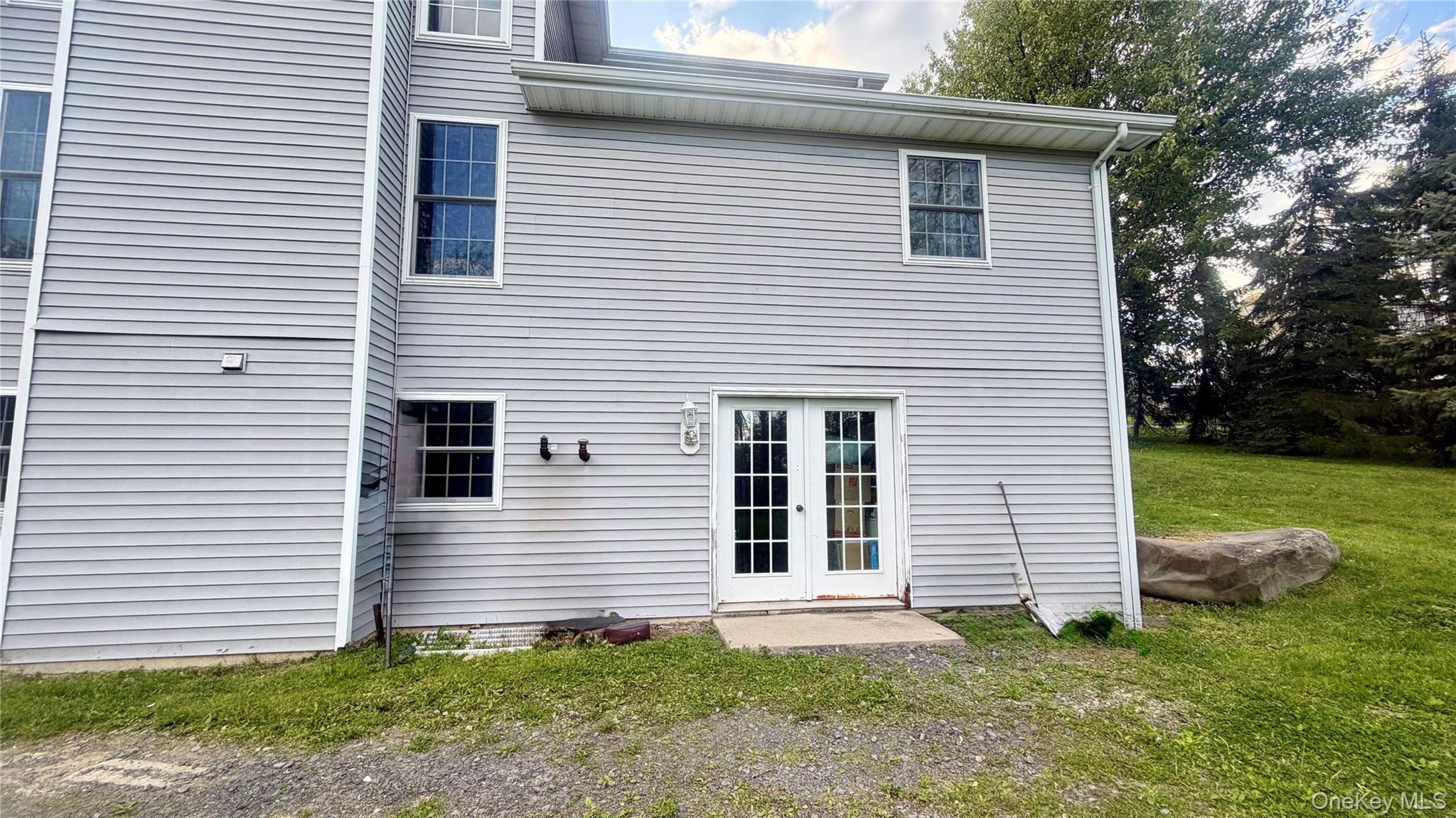 14 Clark Lane – For Sale photo 40