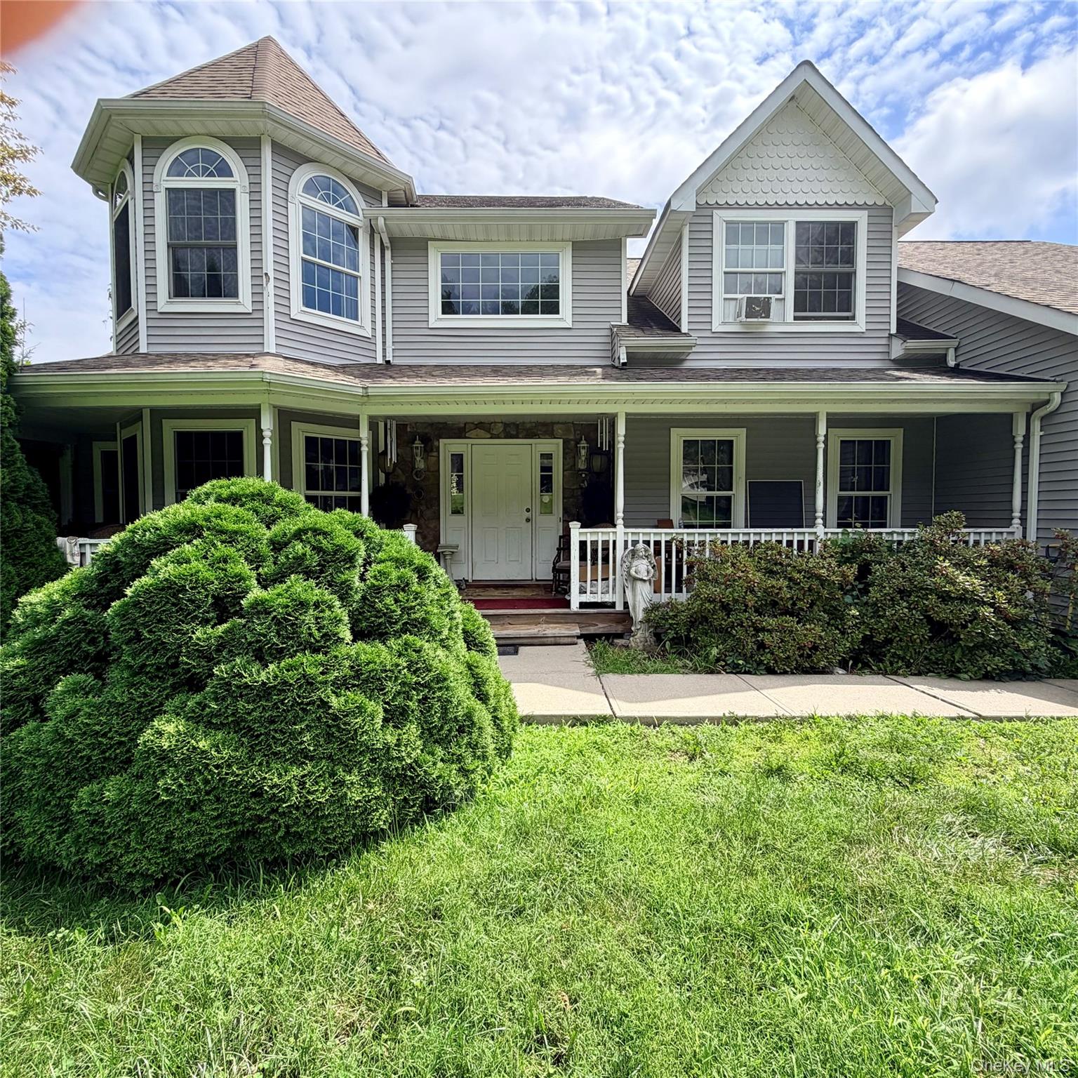 14 Clark Lane – For Sale