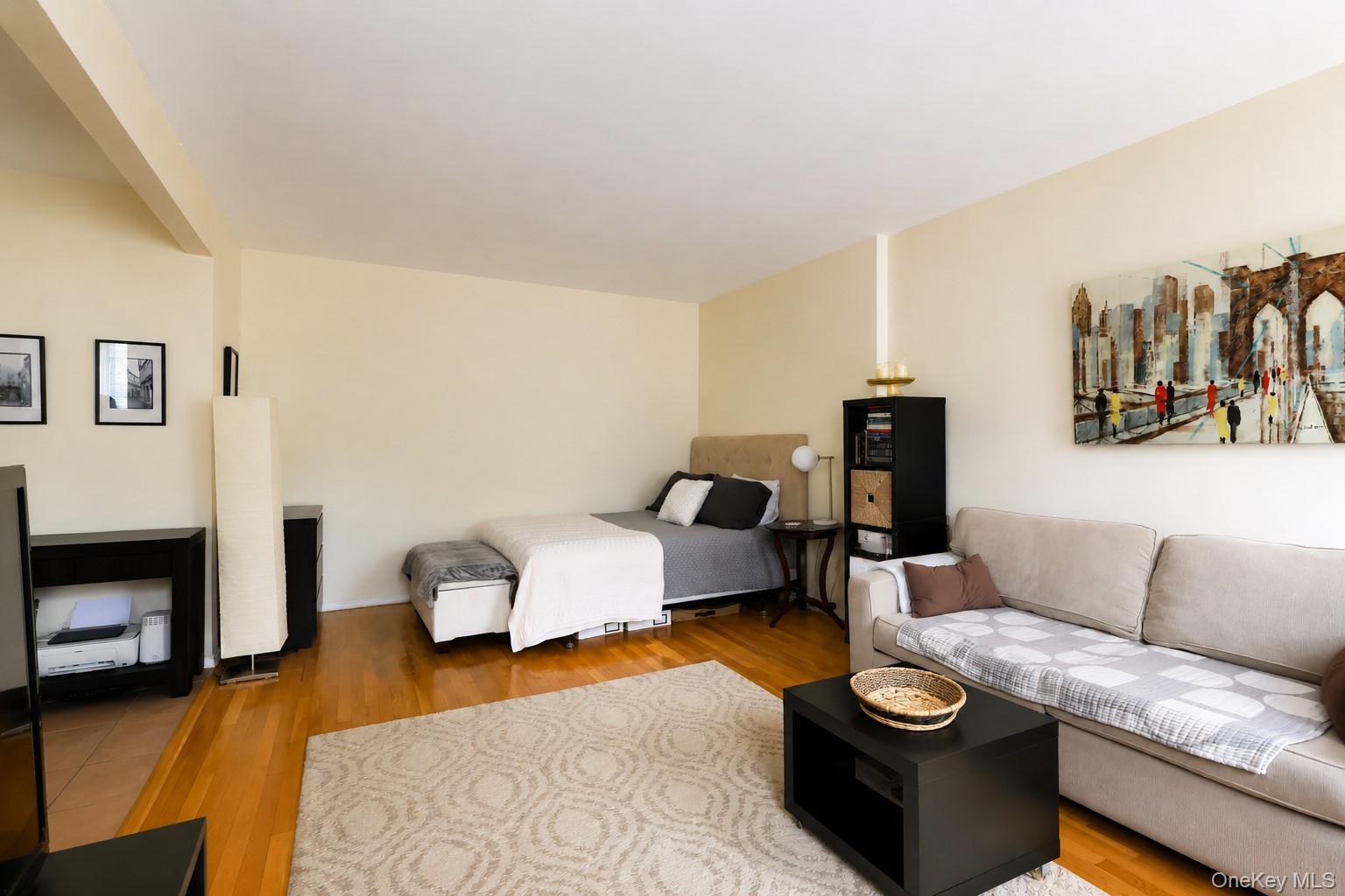 99-15 66 Avenue, Unit 5A photo 8