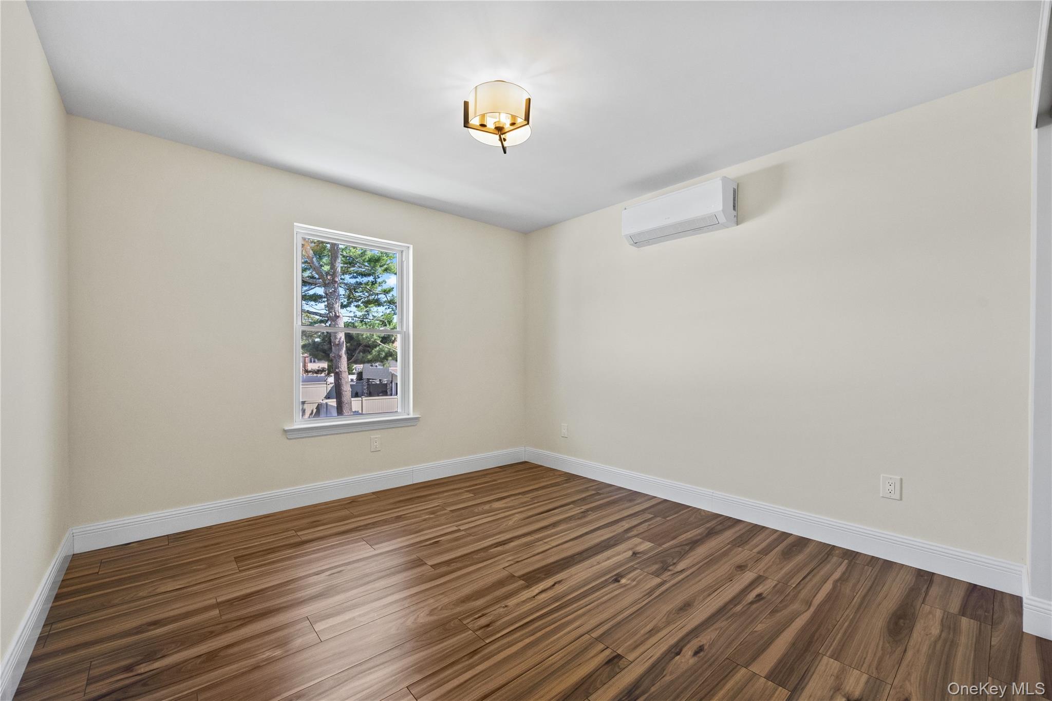 37 Gladstone Avenue – For Sale photo 15