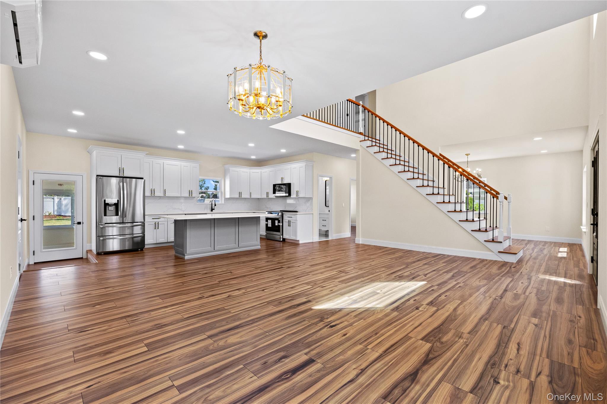 37 Gladstone Avenue – For Sale photo 4